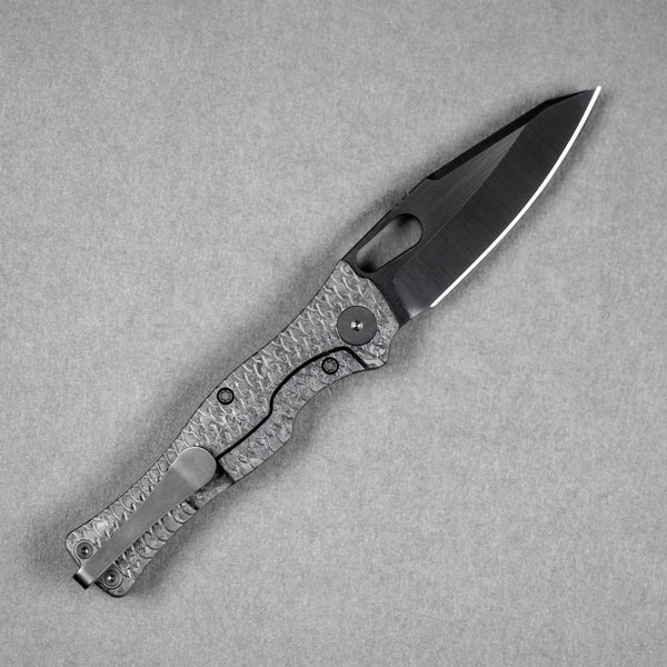 Drop Date (06/17): URBAN Castellan Non-Flipper - Belt Satin DLC Vanax & Black Crystal Titanium w/ Dragon Scale - URBAN EDC®