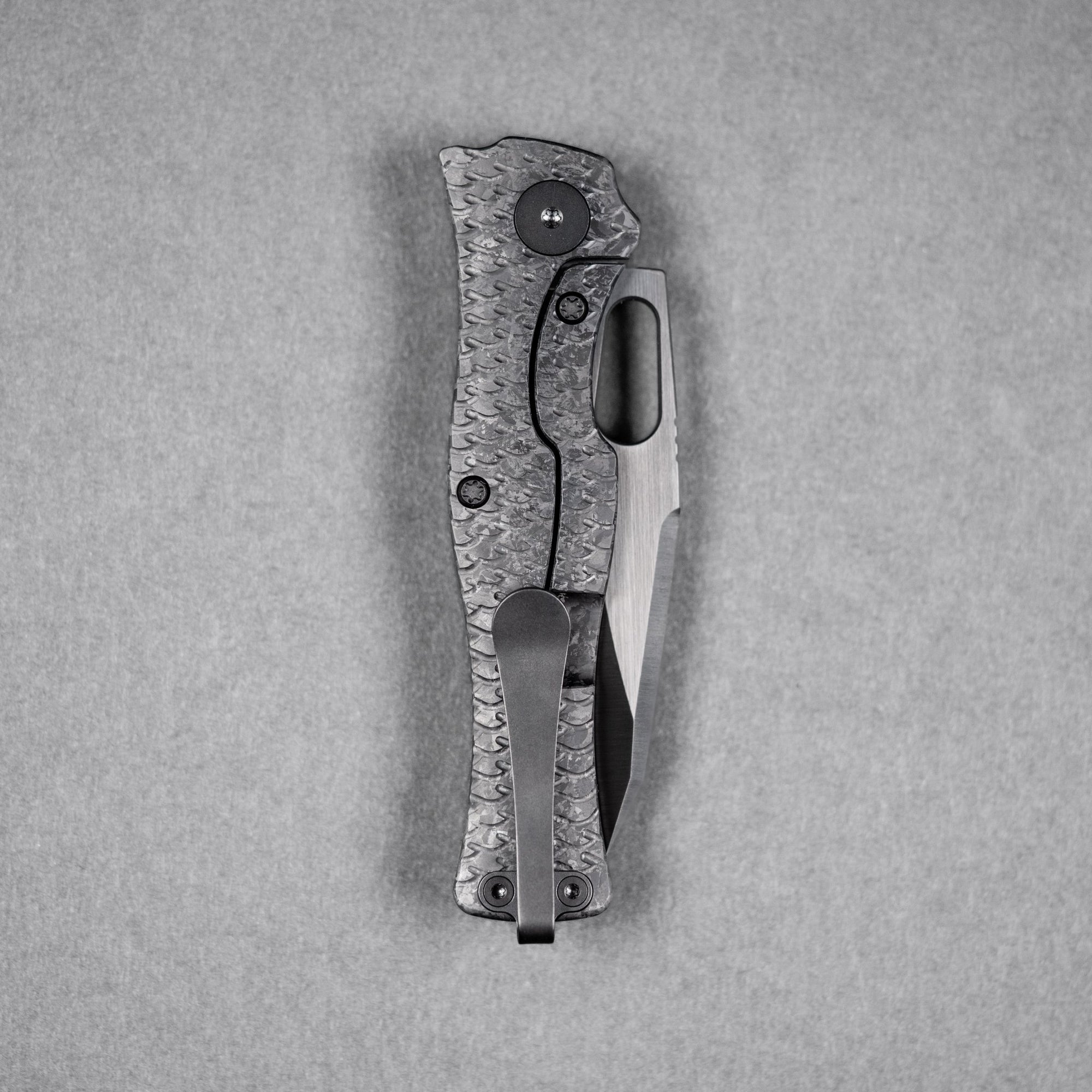 Drop Date (06/17): URBAN Castellan Non-Flipper - Belt Satin DLC Vanax & Black Crystal Titanium w/ Dragon Scale - URBAN EDC®