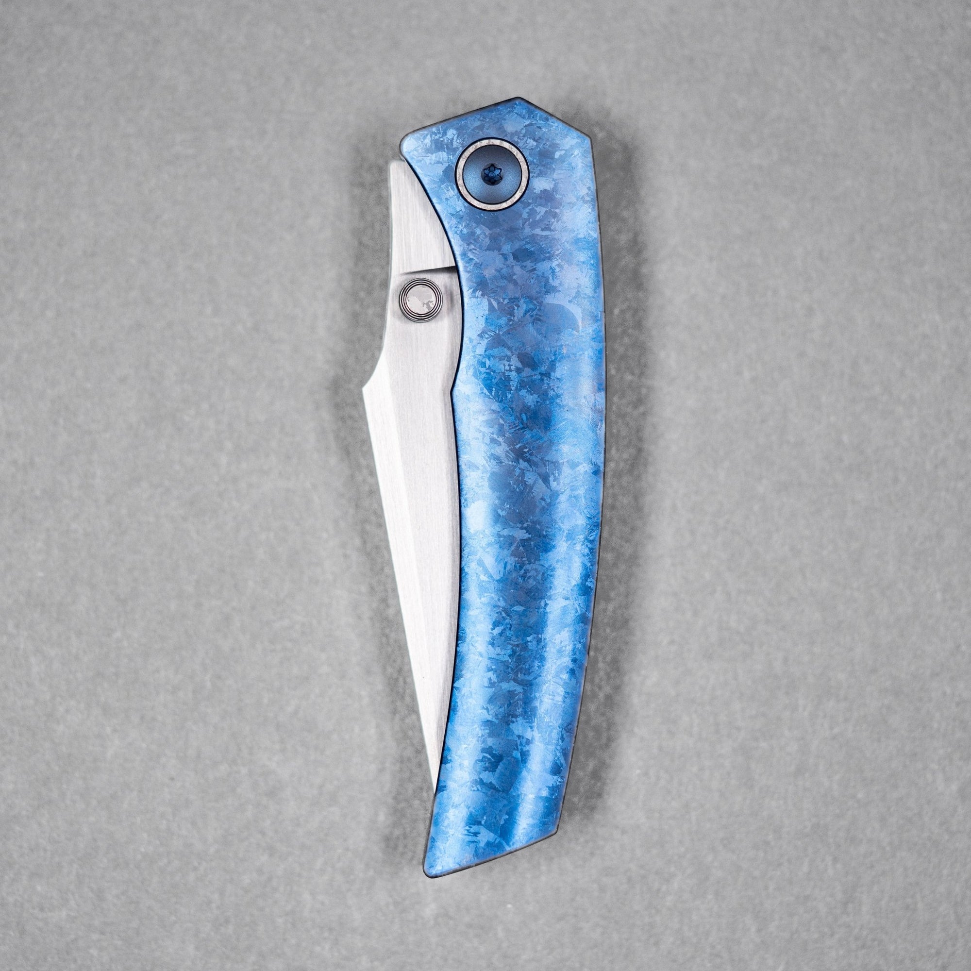 Drop Date (07/29): URBAN Isurus - Hand-Rubbed Vanax & Deep Blue Crystal Ti w/ Crystal Ti Hardware - URBAN EDC®