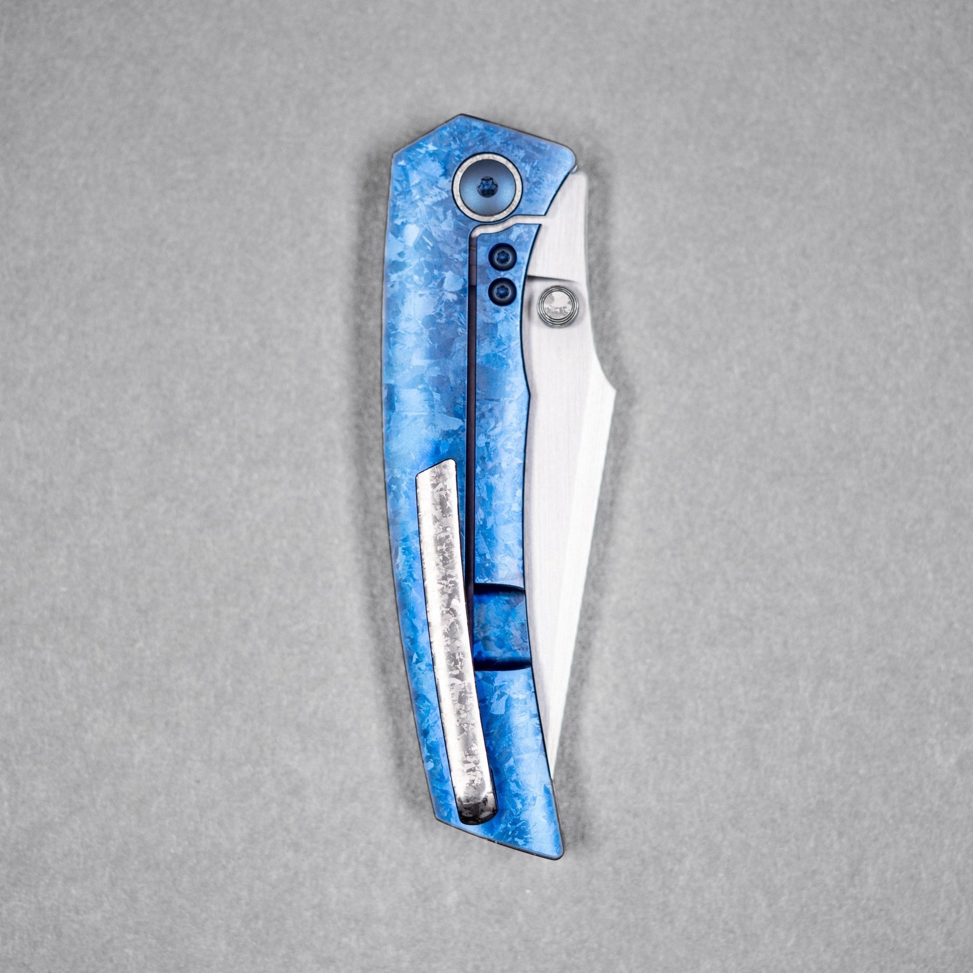Drop Date (07/29): URBAN Isurus - Hand-Rubbed Vanax & Deep Blue Crystal Ti w/ Crystal Ti Hardware - URBAN EDC®