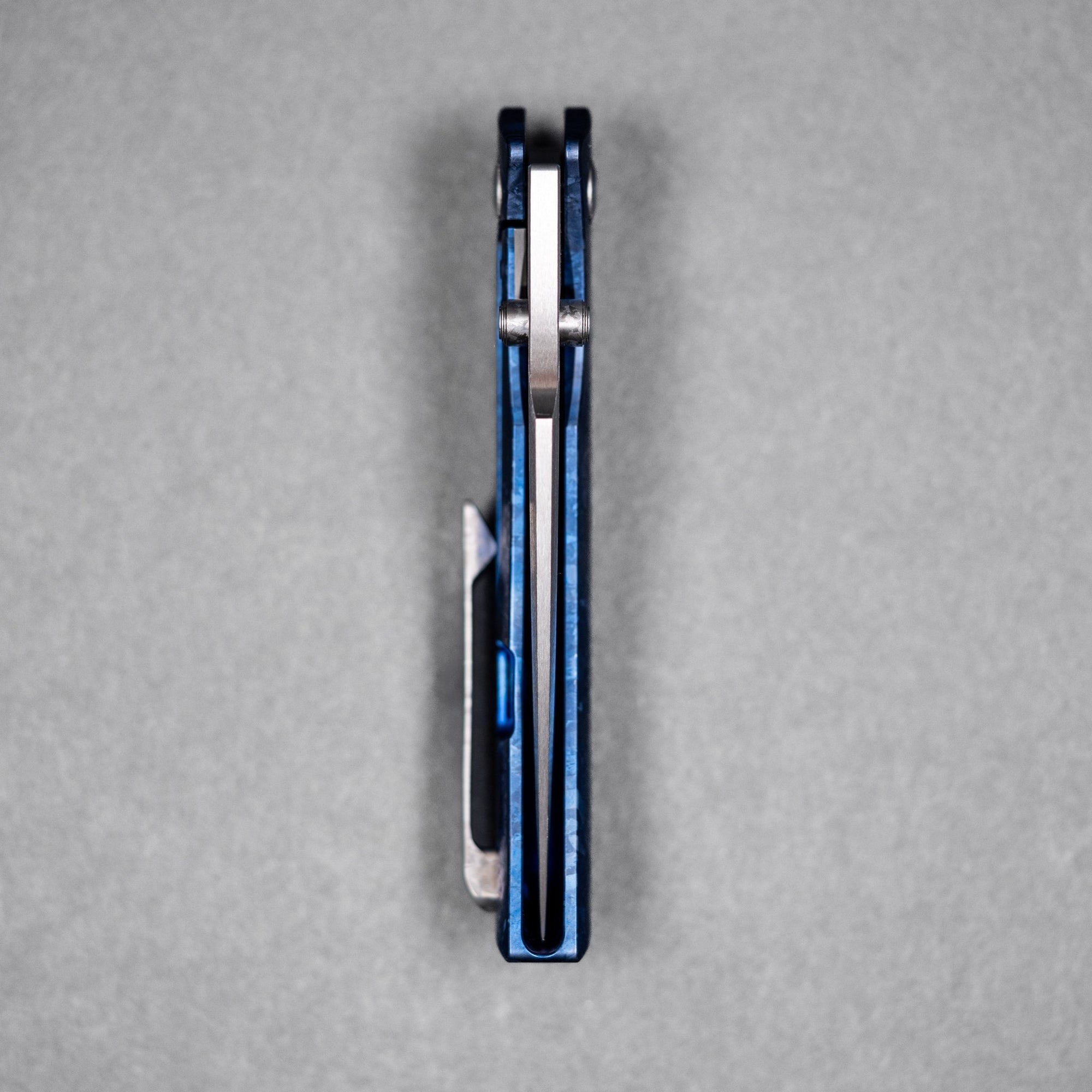 Drop Date (07/29): URBAN Isurus - Hand-Rubbed Vanax & Deep Blue Crystal Ti w/ Crystal Ti Hardware - URBAN EDC®
