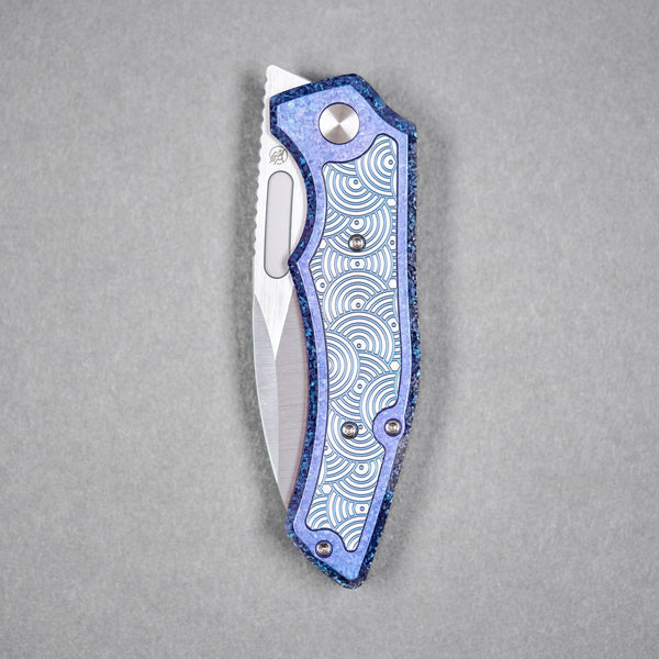 Drop Date (08/12): Griffin Co x URBAN Scout F3.5 Folder - Belt Satin Magnacut & Blurple Crystal Titanium w/ Satin Chaos Seigaiha™ - URBAN EDC®