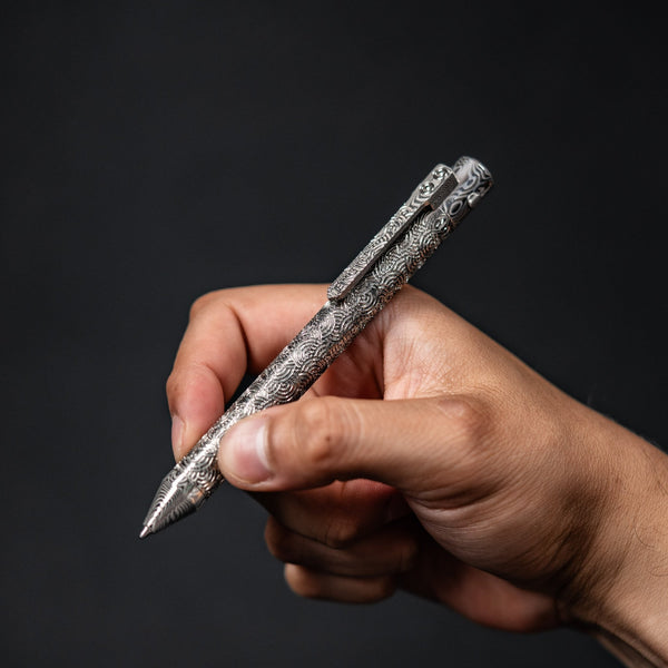 Drop Date (08/12): Nottingham Tactical x URBAN TiButton Single Lock Pen - Odin's Eye Damasteel w/ Chaos Seigaiha™ - URBAN EDC®