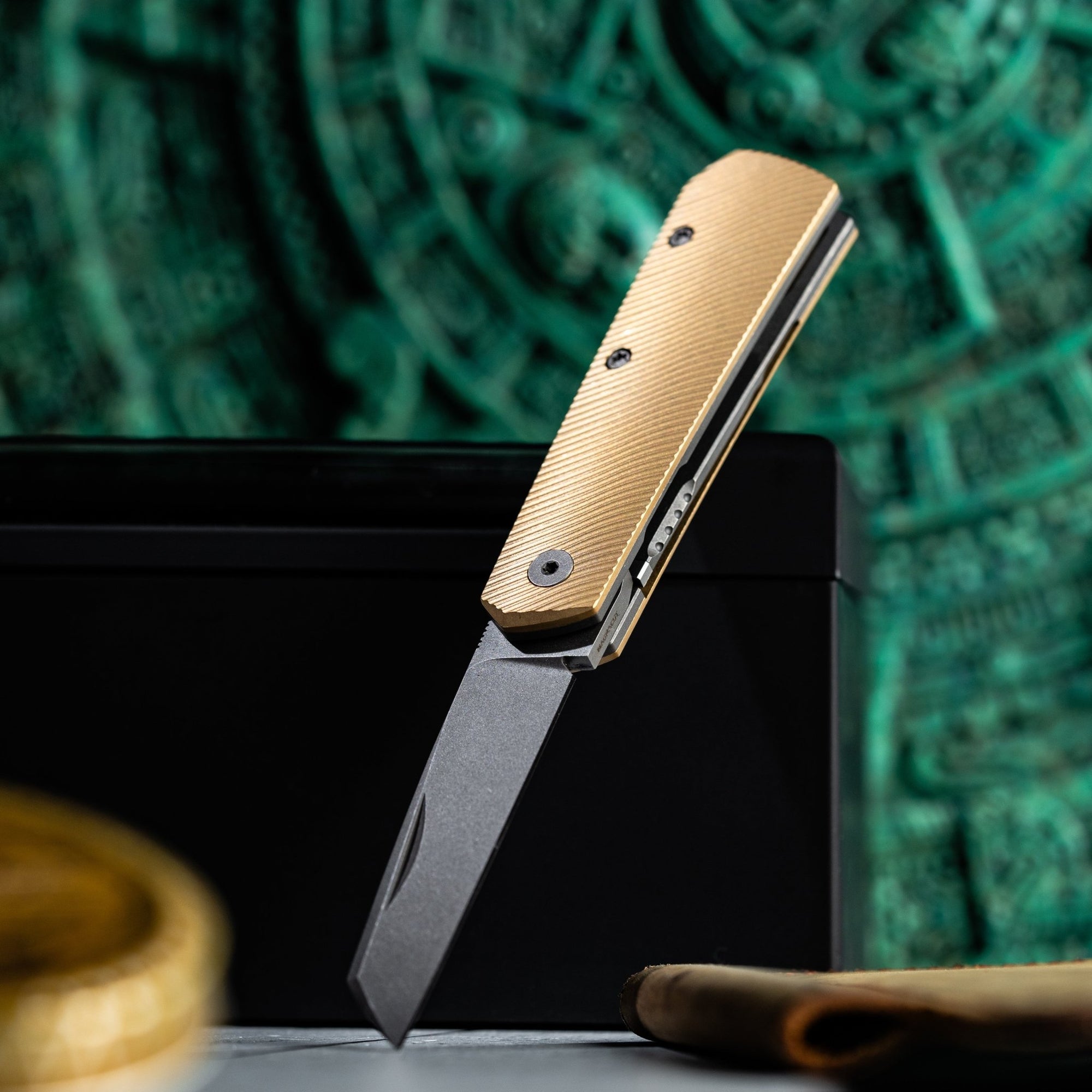 Drop Date (08/27): URBAN Straighthawk - Darkwashed Magnacut & Stonewashed Brass w/ Micro Milling - URBAN EDC®