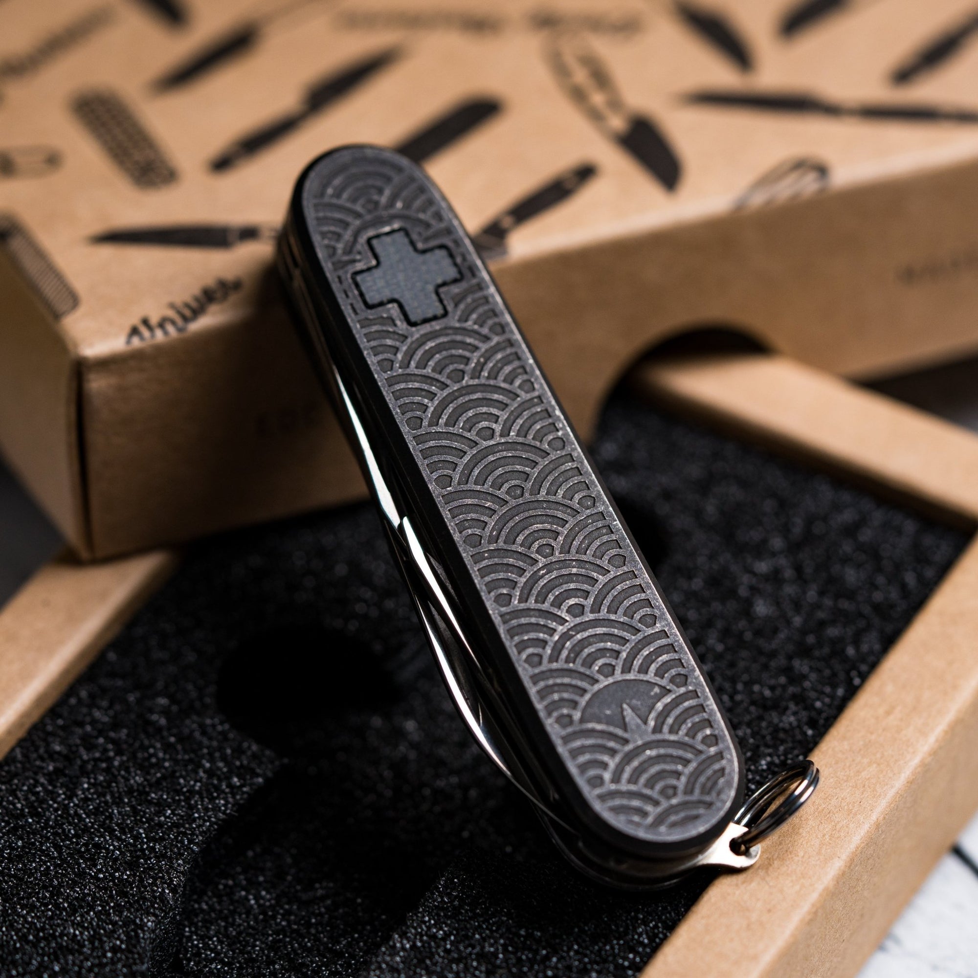 Drop Date (09/03): Daily Customs x URBAN Recruit SAK - Seigaiha Titanium Dusk w/ Black Micarta Inlay - URBAN EDC®