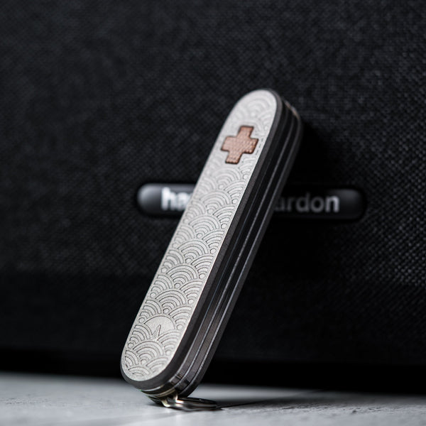 Drop Date (09/10): Daily Customs x URBAN Recruit SAK - Seigaiha Titanium w/ Natural Micarta Inlay - URBAN EDC®