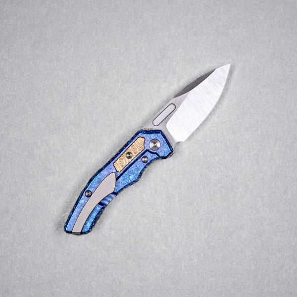 Drop Date (09/23): Griffin Co x URBAN Scout F2 Folder - Belt Satin Magnacut & Blurple Crystal Titanium w/ Brass Chaos Seigaiha™ - URBAN EDC®