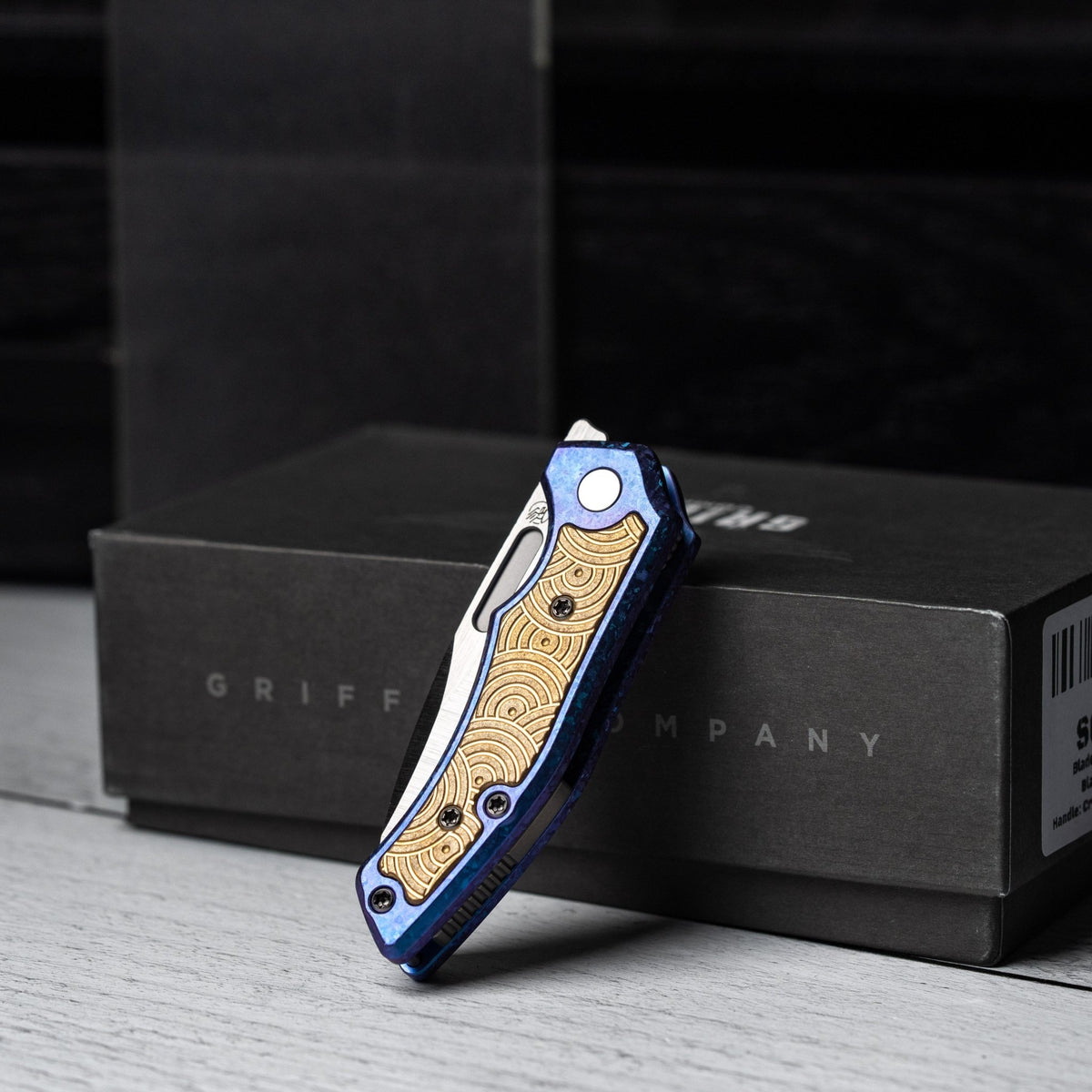 Drop Date (09/23): Griffin Co x URBAN Scout F2 Folder - Belt Satin Magnacut & Blurple Crystal Titanium w/ Brass Chaos Seigaiha™ - URBAN EDC®