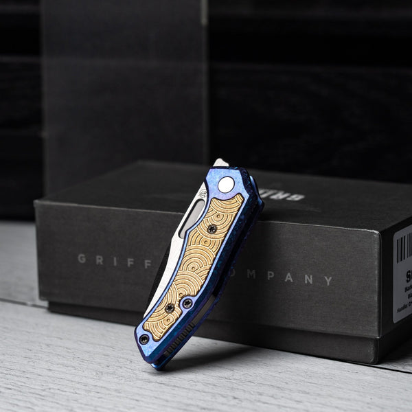 Drop Date (09/23): Griffin Co x URBAN Scout F2 Folder - Belt Satin Magnacut & Blurple Crystal Titanium w/ Brass Chaos Seigaiha™ - URBAN EDC®