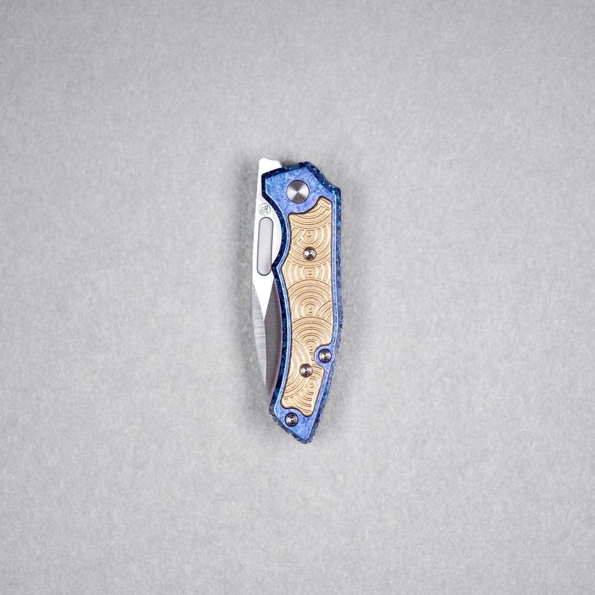 Drop Date (09/23): Griffin Co x URBAN Scout F2 Folder - Belt Satin Magnacut & Blurple Crystal Titanium w/ Brass Chaos Seigaiha™ - URBAN EDC®