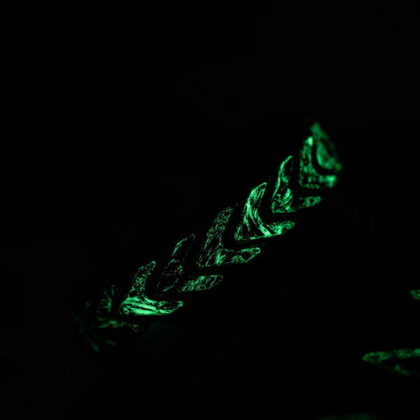 Drop Date (09/23): Tomas Makes Vector Bracelet - Zirblast Titanium w/ Dark Matter Green Glow Carbon Fiber (Custom) - URBAN EDC®