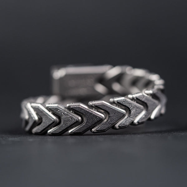 Drop Date (09/23): Tomas Makes Vector Bracelet - Zirblast Titanium w/ Space Coral Stainless Carbon Fiber (Custom) - URBAN EDC®