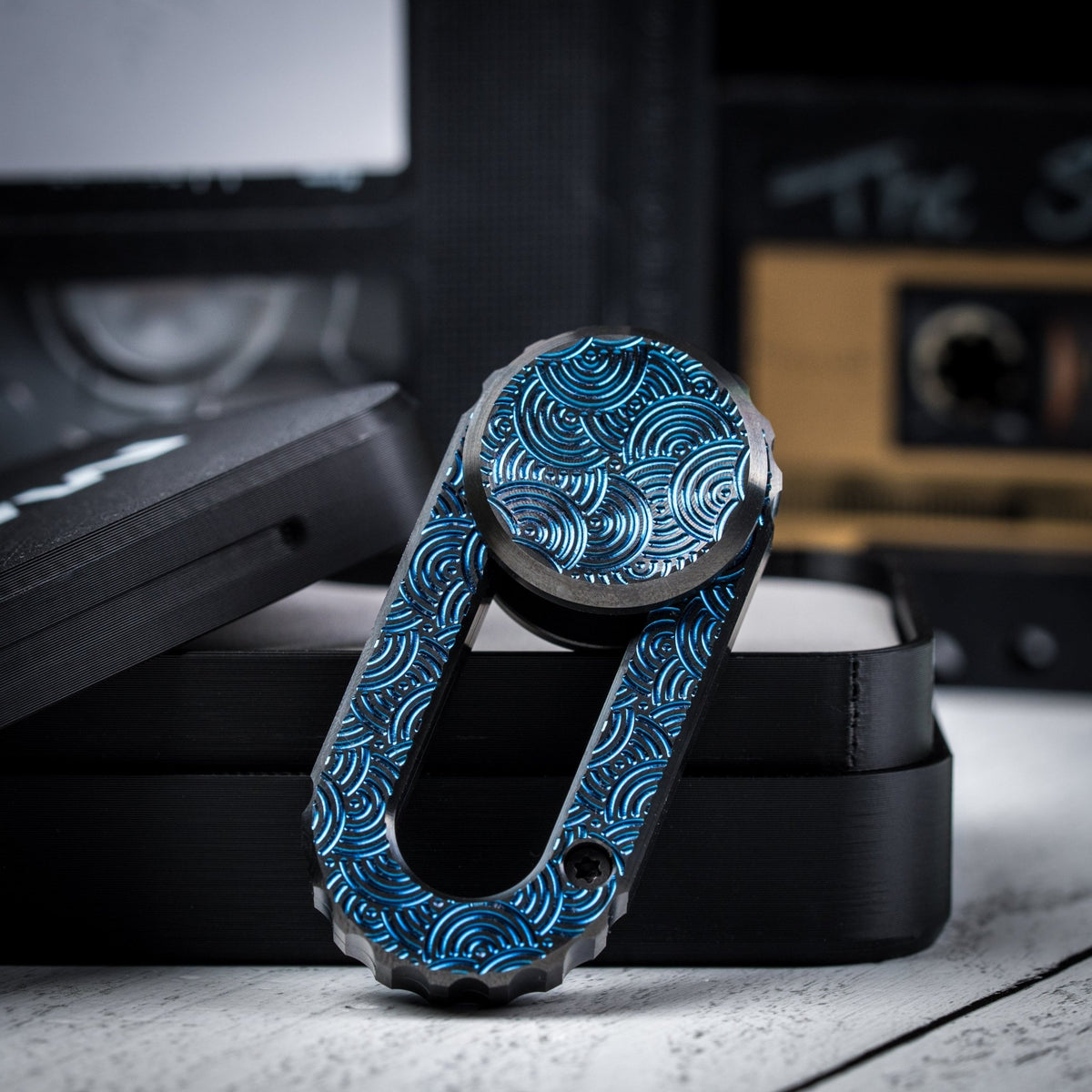 Drop Date (10/28): Magnus x URBAN Floop Fidget - Blue Zirconium w/ Chaos Seigaiha™ - URBAN EDC®