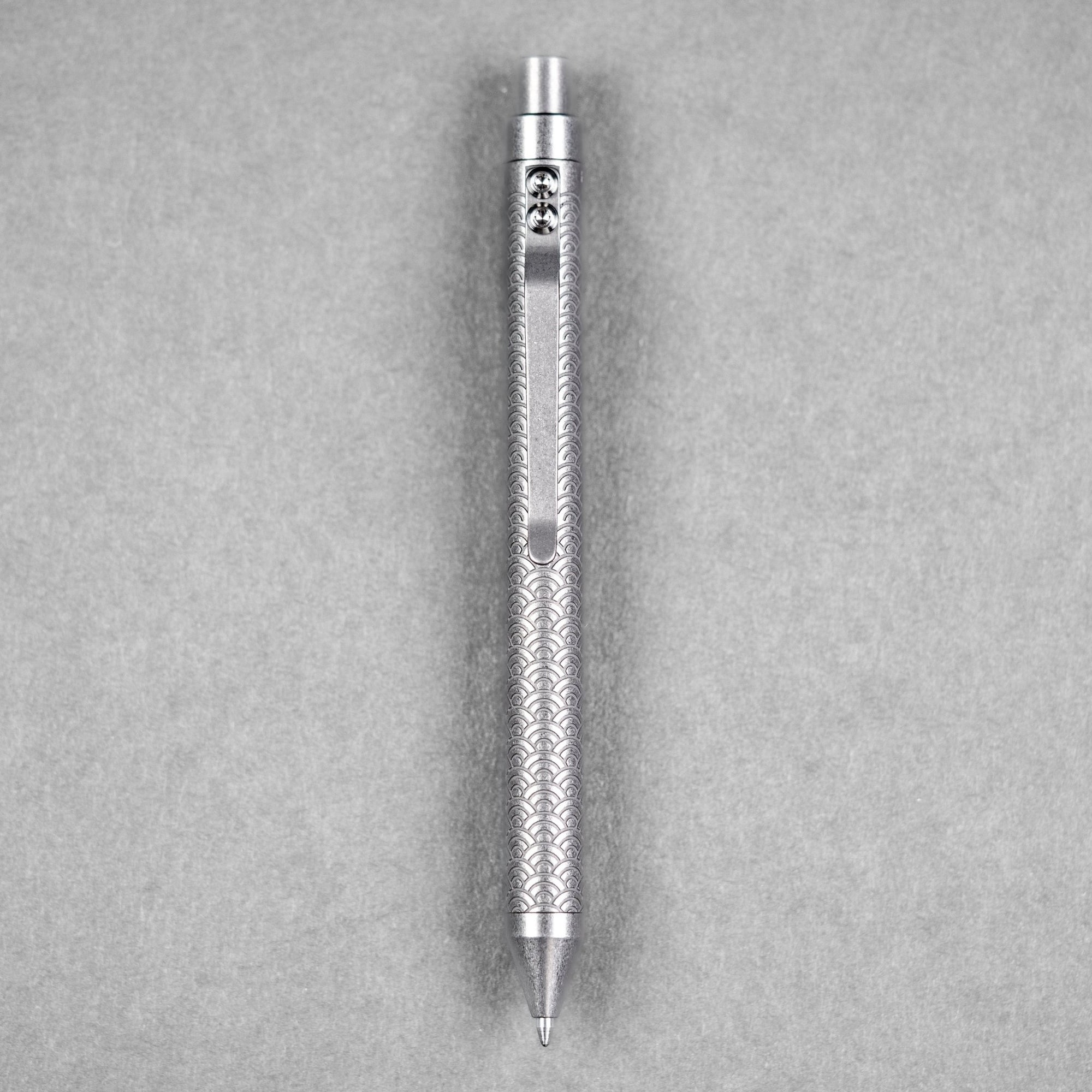 Fellhoelter x URBAN TiCkler Pen - Two - Tone Seigaiha Titanium - URBAN EDC®