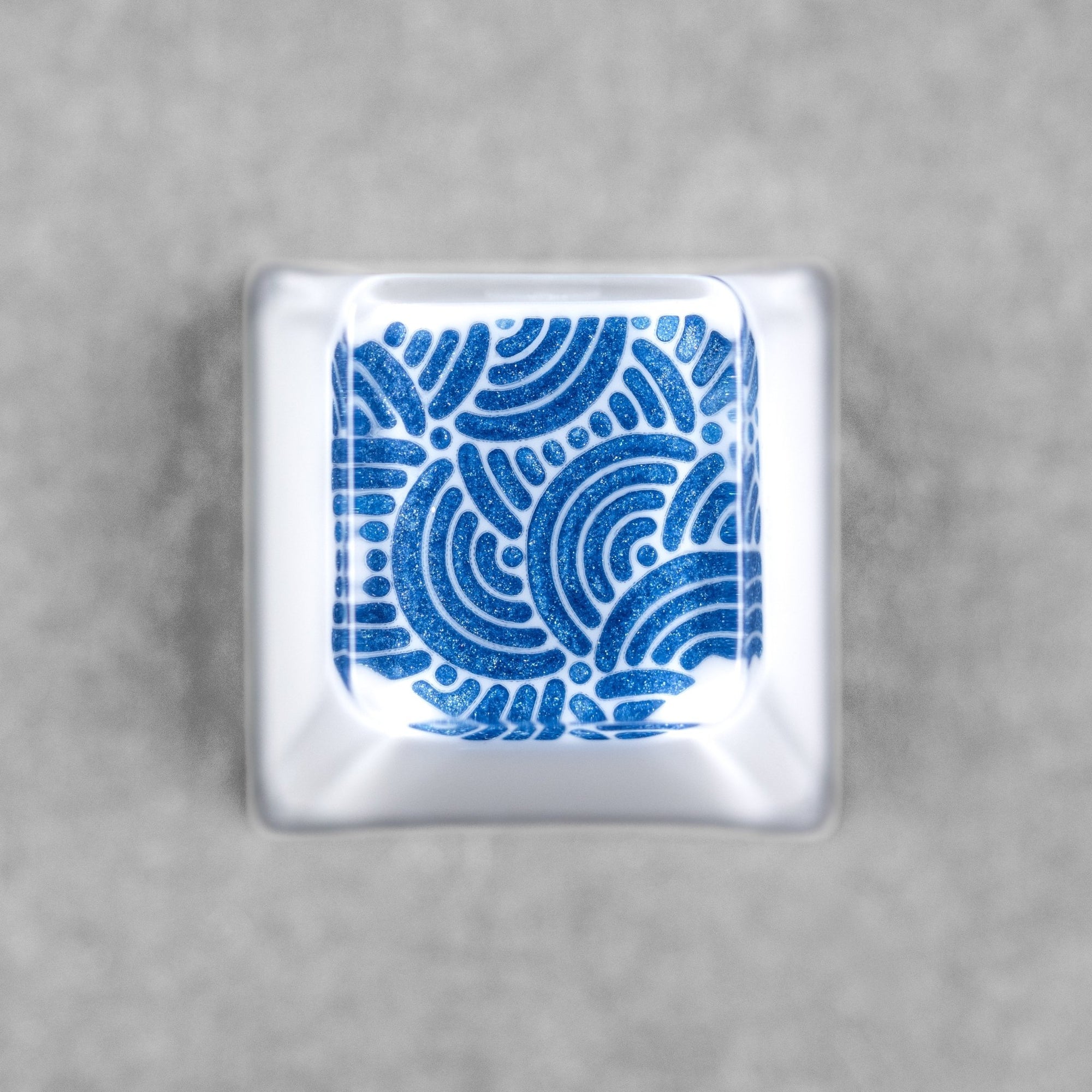 Frumpzkeys x URBAN Chaos Seigaiha™ Keycap - Metallic Blue - URBAN EDC®