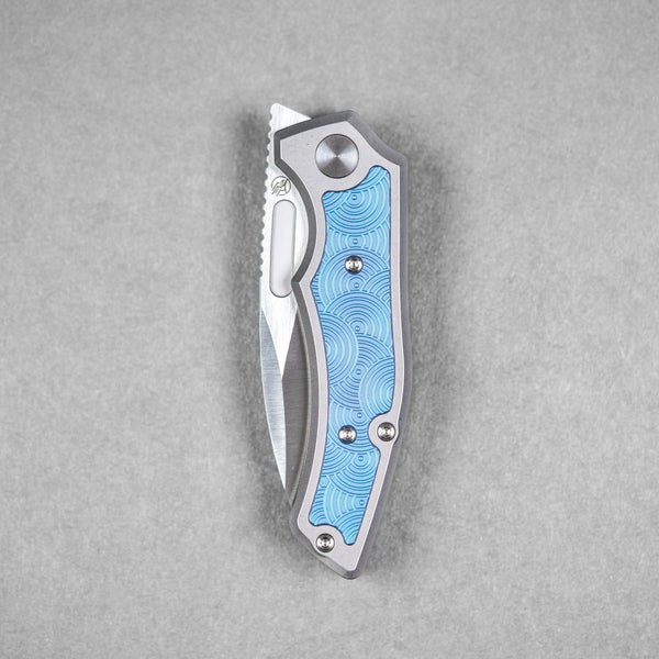 Griffin Co x URBAN Scout F3 Folder - Belt Satin Magnacut & Blurple Titanium w/ Chaos Seigaiha™ - URBAN EDC®