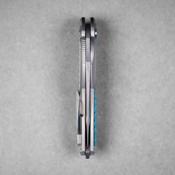 Koenig Arius Flipper - Brightwashed w/ Polished Flats M390 & Aqua Blue Twill Inlay - URBAN EDC®