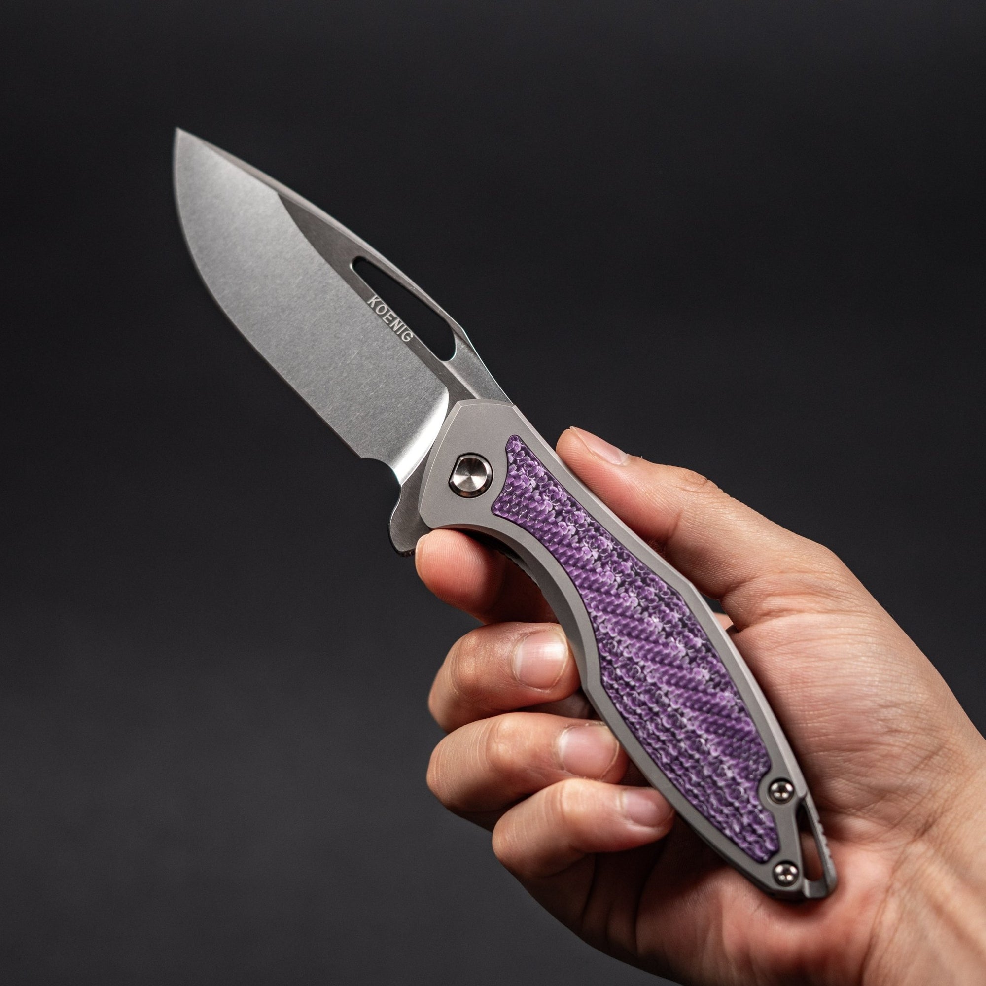 Koenig Arius Flipper - Brightwashed w/ Polished Flats M390 & Purple Twill Inlay - URBAN EDC®