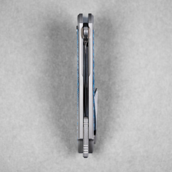 Koenig Arius Flipper - Brightwashed w/ Polished Flats M390 & Raised Blue Twill Inlay - URBAN EDC®
