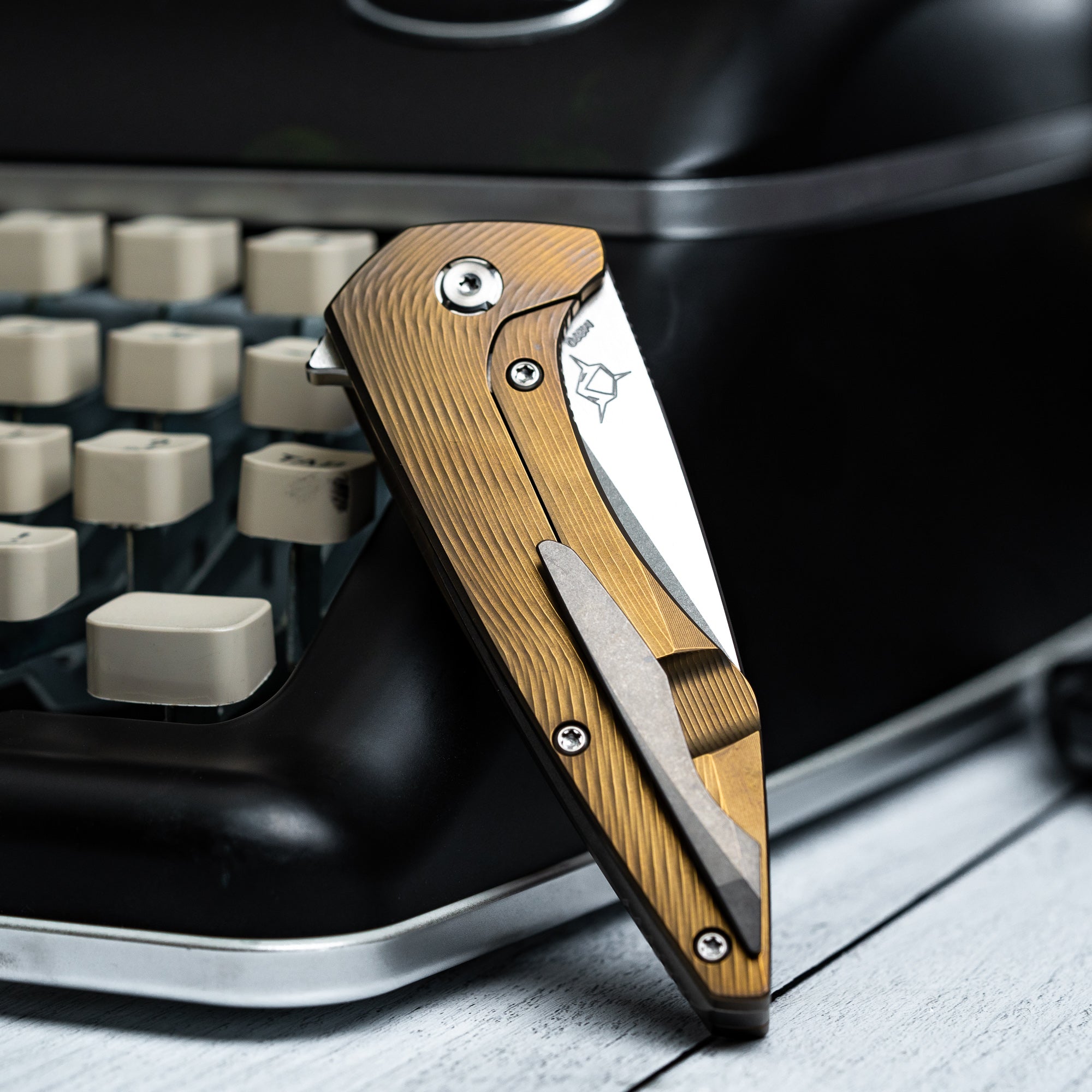 Koenig Mini Goblin Flipper - Brightwashed w/ Polished Flats M390