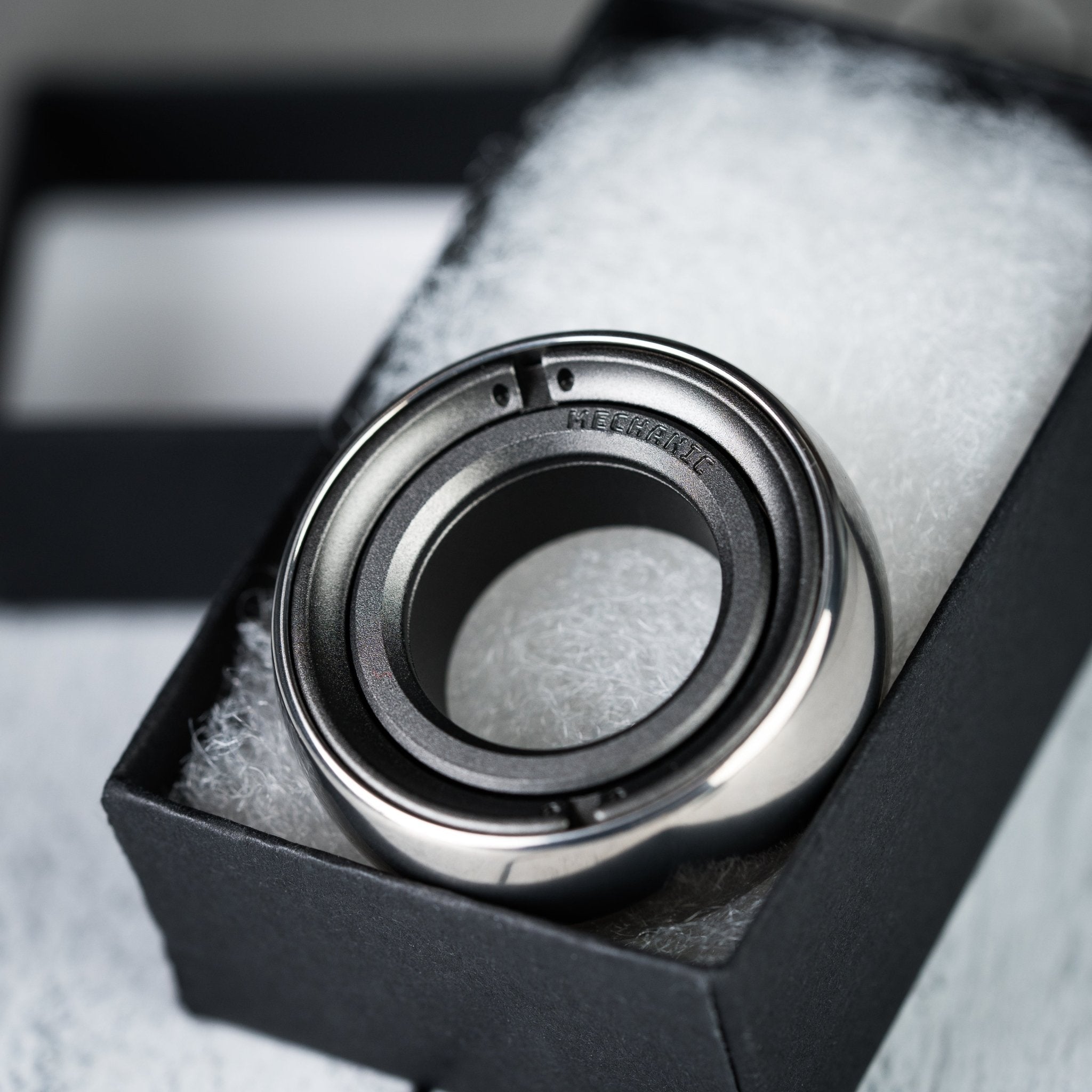 Lautie Mechanic-C Fidget Ring - Stainless Steel & Aluminum – URBAN