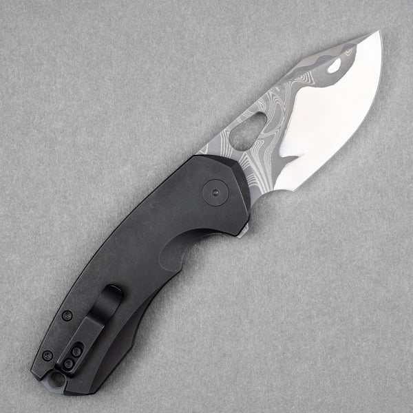 LOTTO: URBAN Becerro - Damacore & Blackwashed Titanium (Yamato Exclusive) - URBAN EDC®