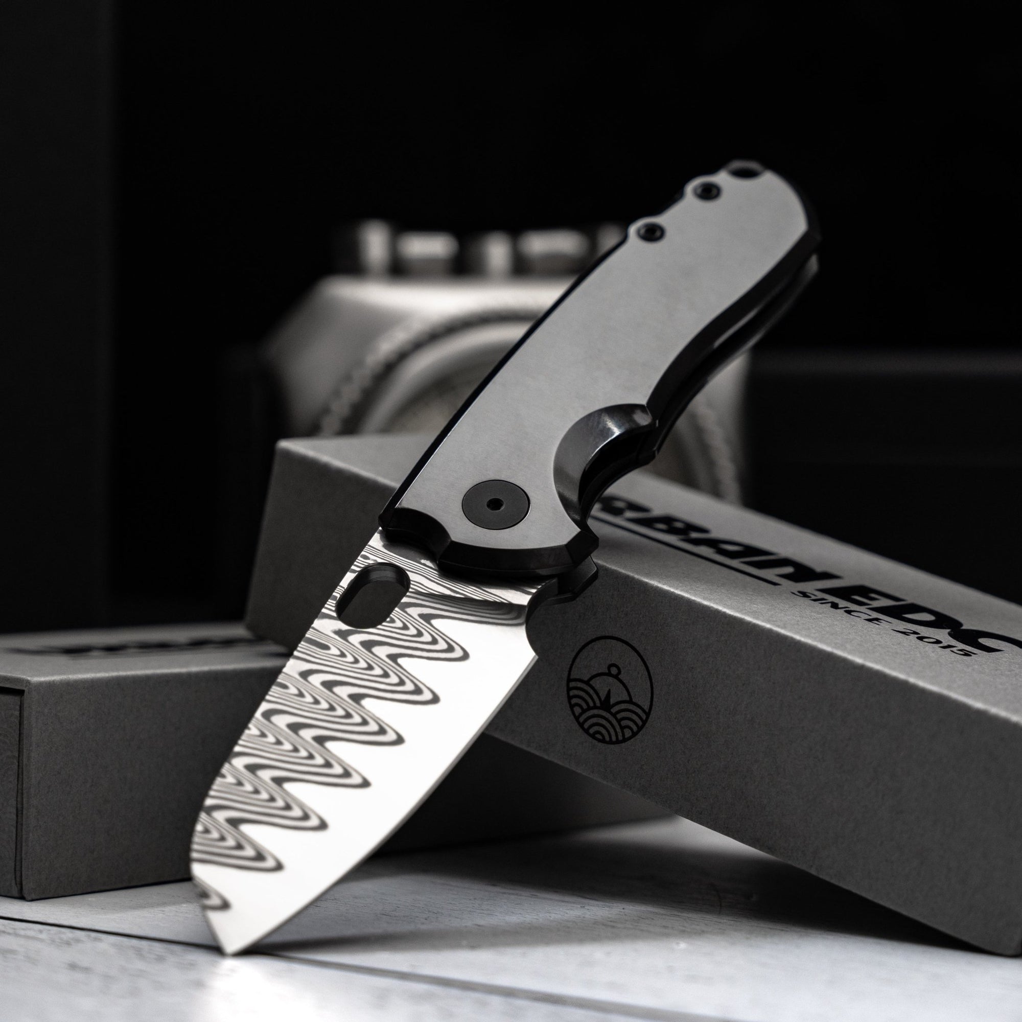 LOTTO: URBAN F5.5 - Odins Eye Damacore & Polished Zirconium (Yamato Exclusive) - URBAN EDC®