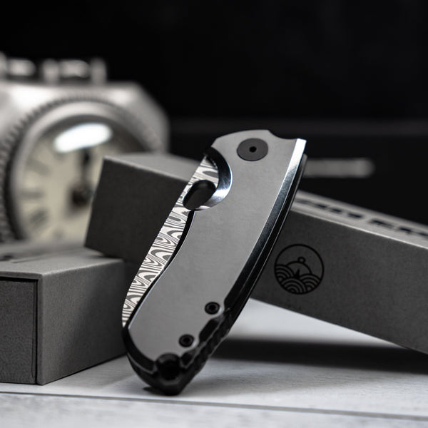 LOTTO: URBAN F5.5 - Odins Eye Damacore & Polished Zirconium (Yamato Exclusive) - URBAN EDC®