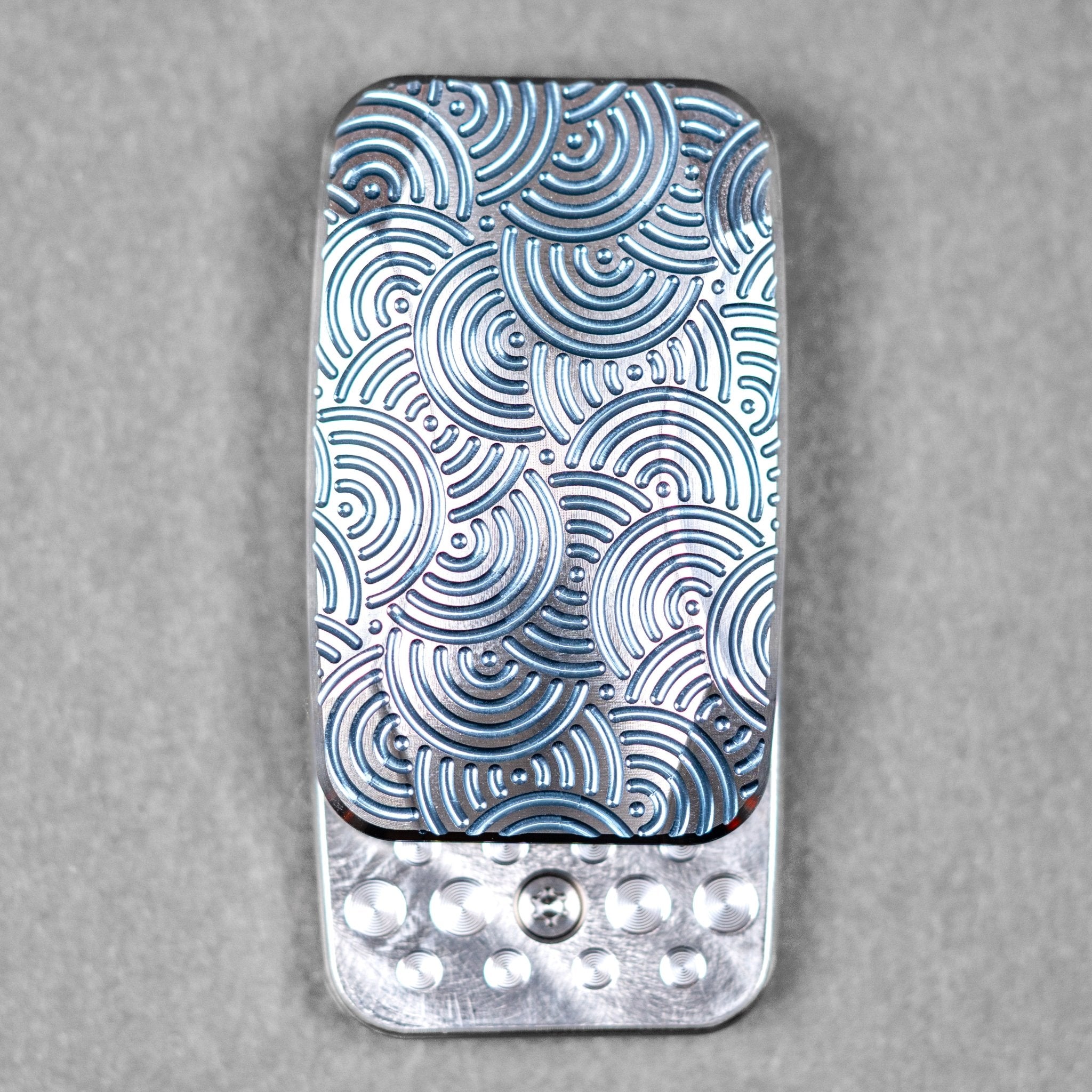Magnus x URBAN Squashed Toad Fidget Slider - Light Blue Titanium w