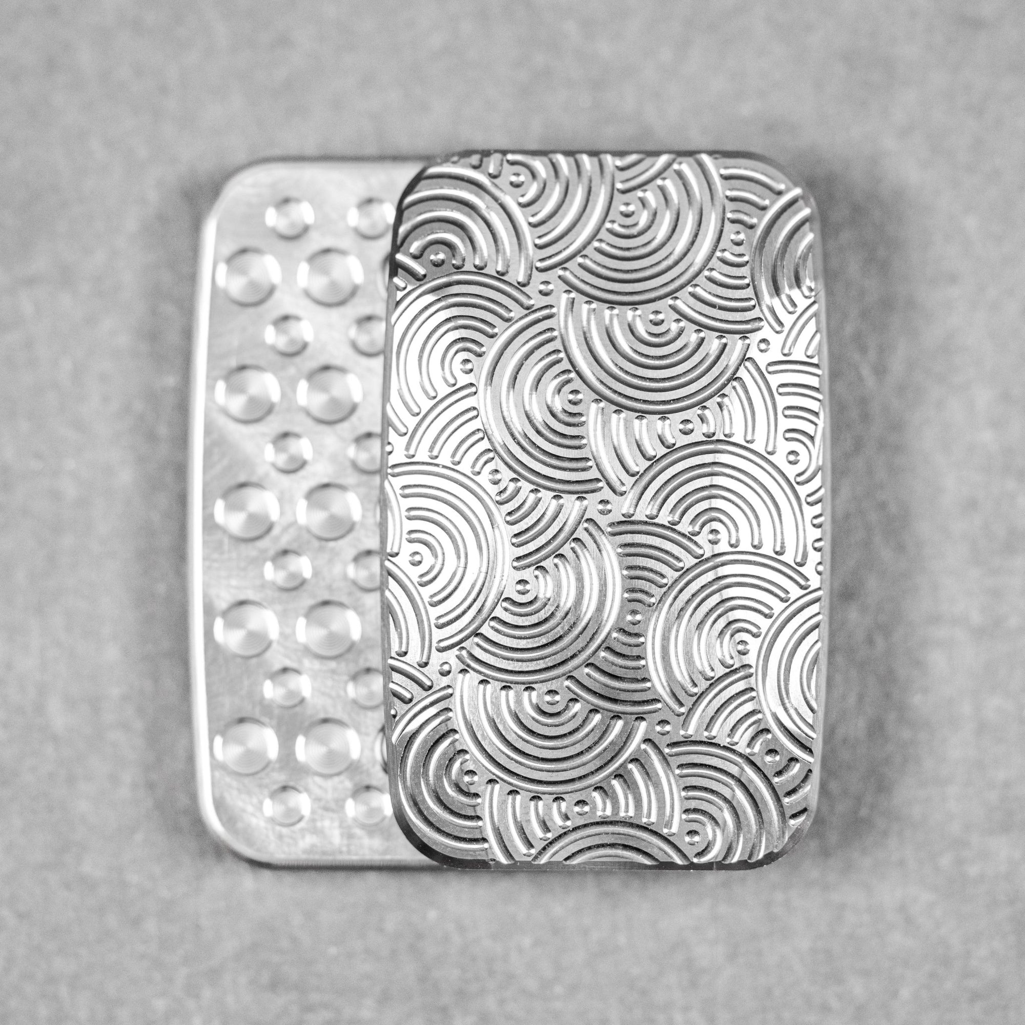 Magnus x URBAN Squashed Toad Fidget Slider - Natural Titanium w/ Chaos Seigaiha™ & SS Swiss Plates - URBAN EDC®