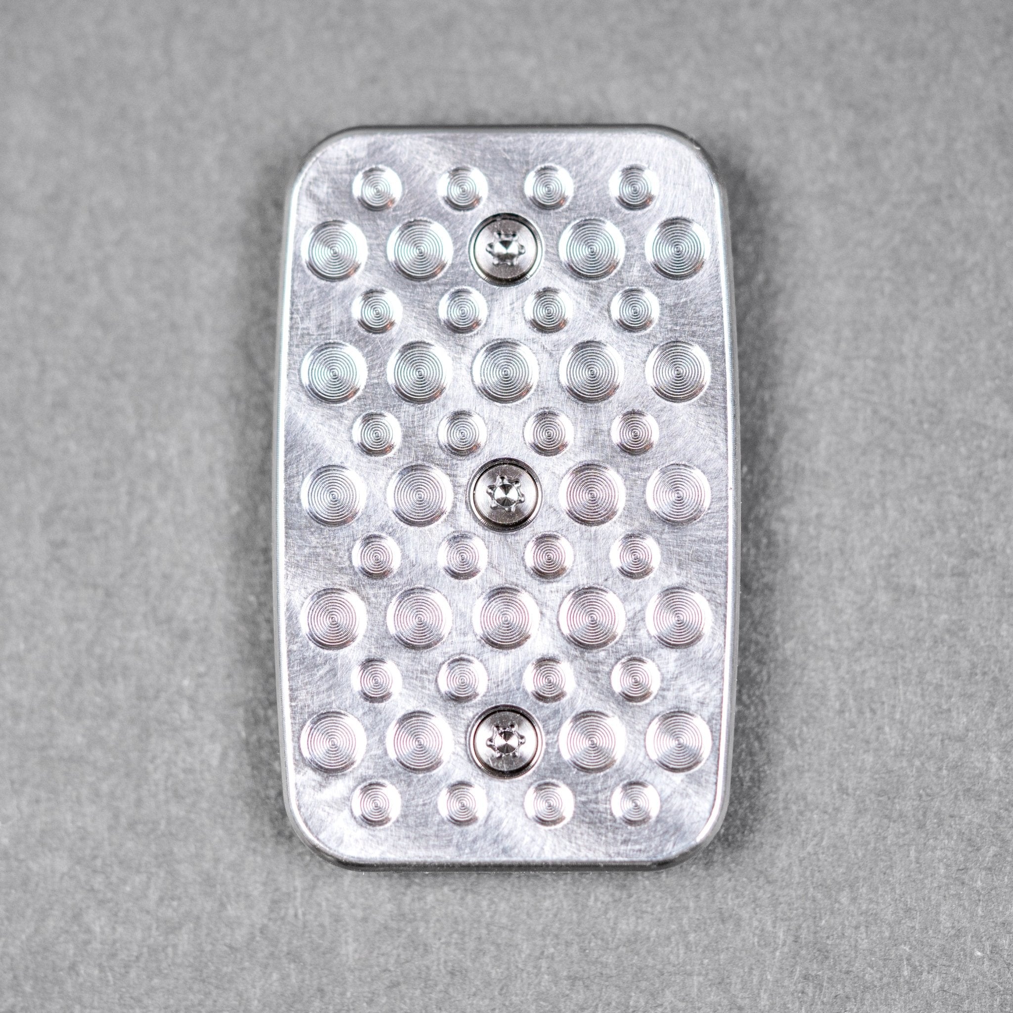MAGNUS Squashed Toad Prism チタン製　フィジェット Magnus x URBAN Squashed Toad Fidget Slider - Stonewash Titanium w