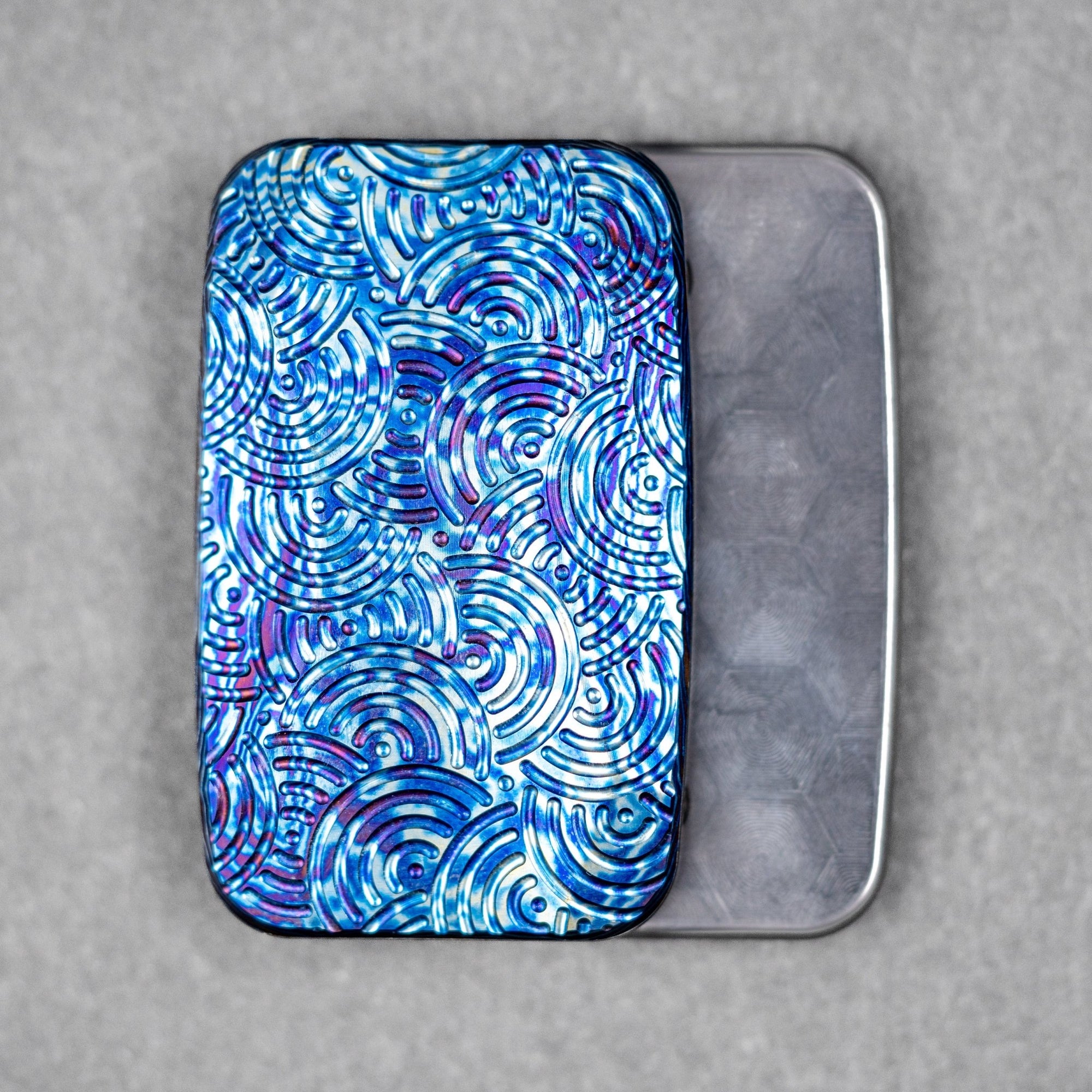 Magnus x URBAN Squashed Toad Fidget Slider - Timascus w/ Chaos Seigaiha™ & Zirc X - Plate - URBAN EDC®