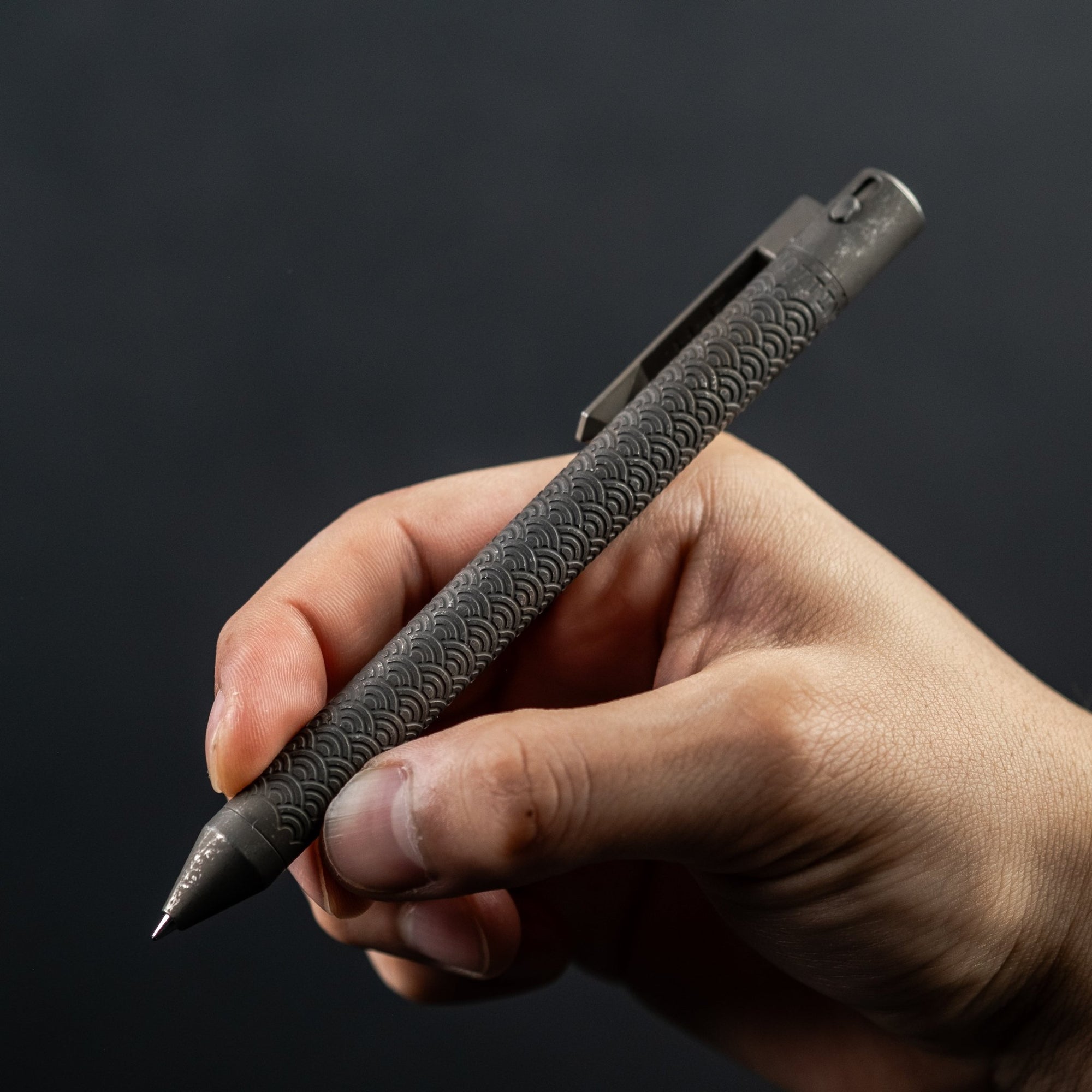 Nottingham Tactical x URBAN TiButton Single Lock Pen - Battle Ground Two - Tone Ti Seigaiha w/ Milled Seigaiha Clip - URBAN EDC®