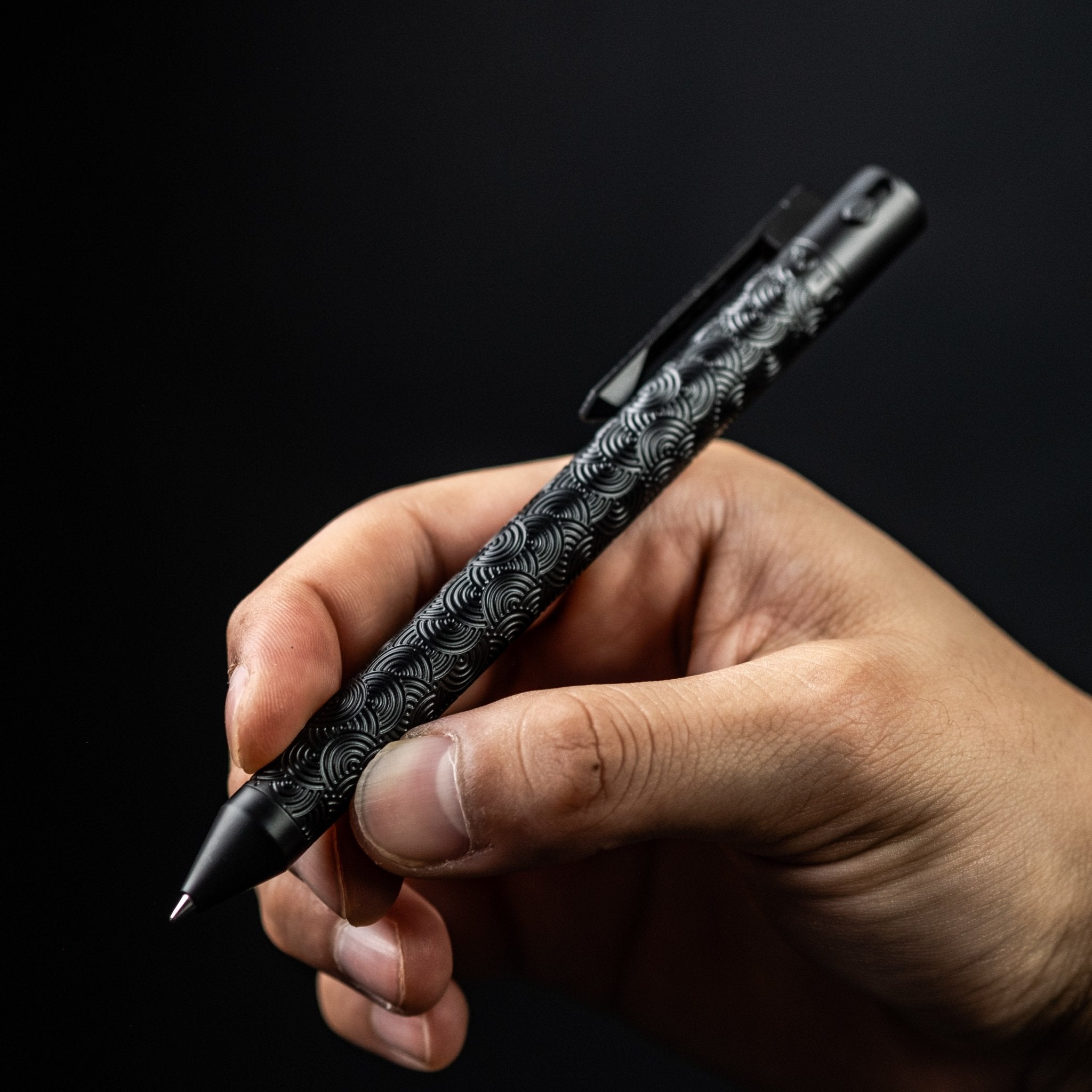 Nottingham Tactical x URBAN TiButton Single Lock Pen - Black Ti