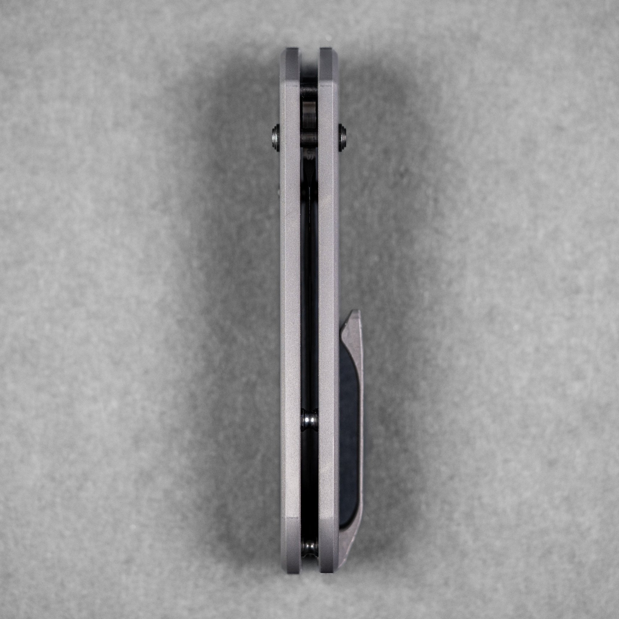 Piratech x URBAN Tsunami - Satin DLC S90V w/ Bead Blast Titanium