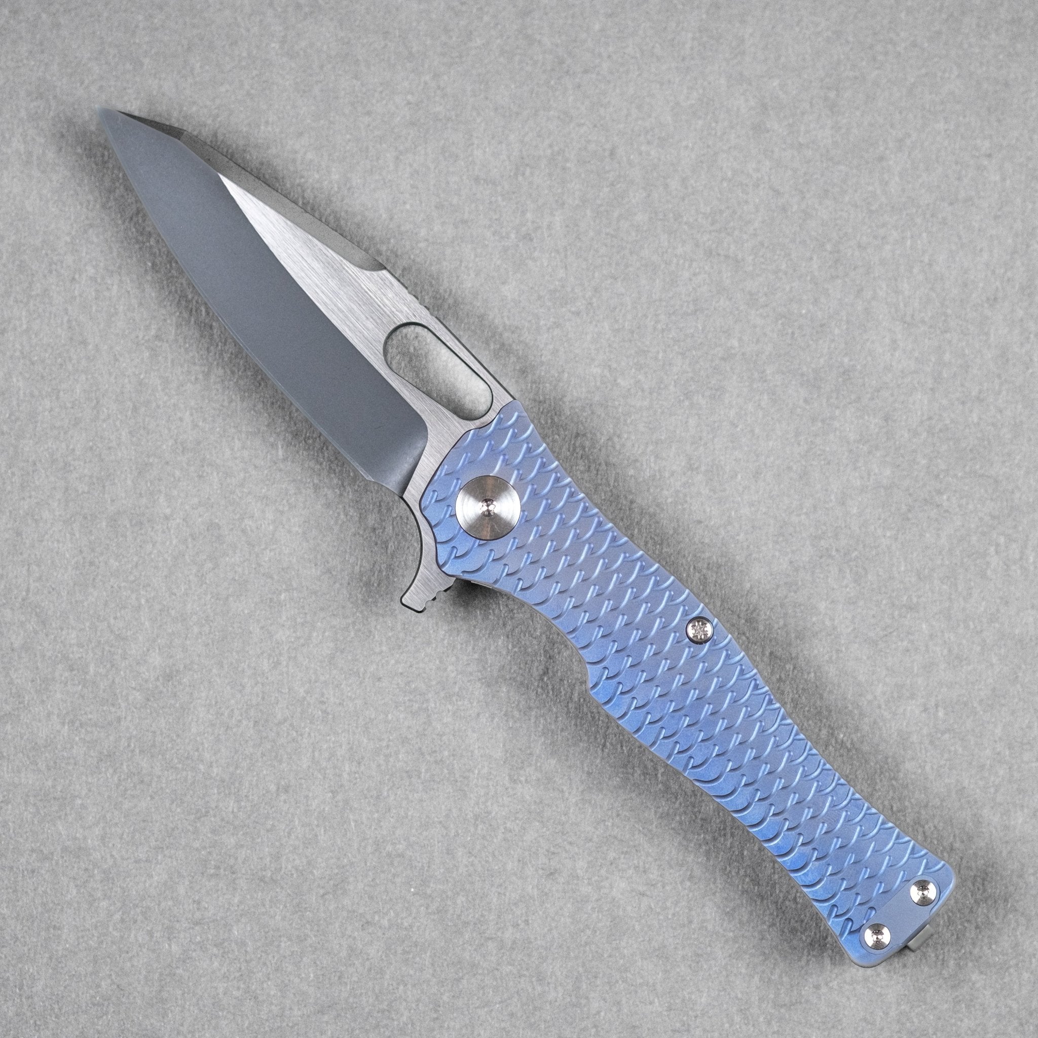 URBAN Castellan - Two-Toned Magnacut & Blurple Titanium w/ Dragon