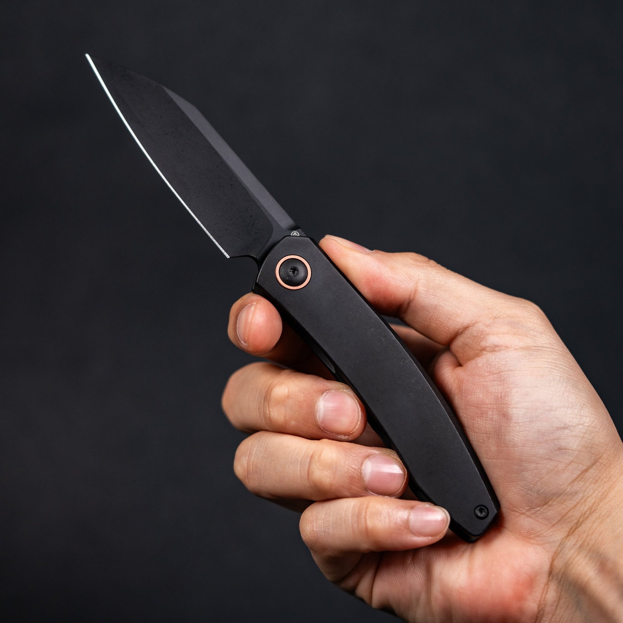 Pre - Order: URBAN Chimarra - Blackwashed Magnacut & Blackwashed Titanium w/ Copper Pivot Collar & Backspacer - URBAN EDC®