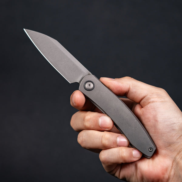 Pre - Order: URBAN Chimarra - Darkwashed Magnacut & Darkwashed Titanium w/ Zirc Pivot Collar & Clip - URBAN EDC®