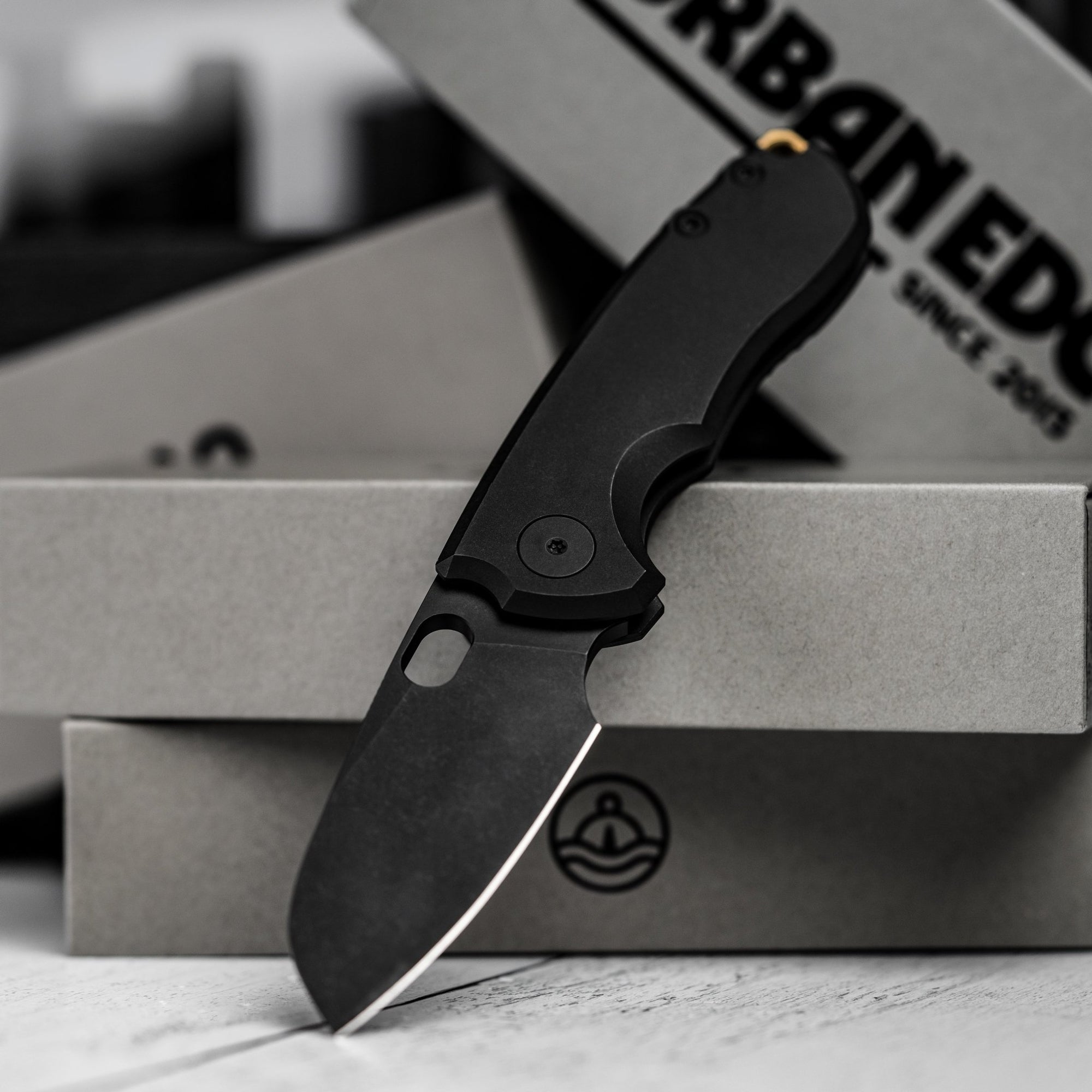 Pre - Order: URBAN Jib - Blackwashed Vanax & Blackwashed Framelock w/ Bronze Backspacer - URBAN EDC®