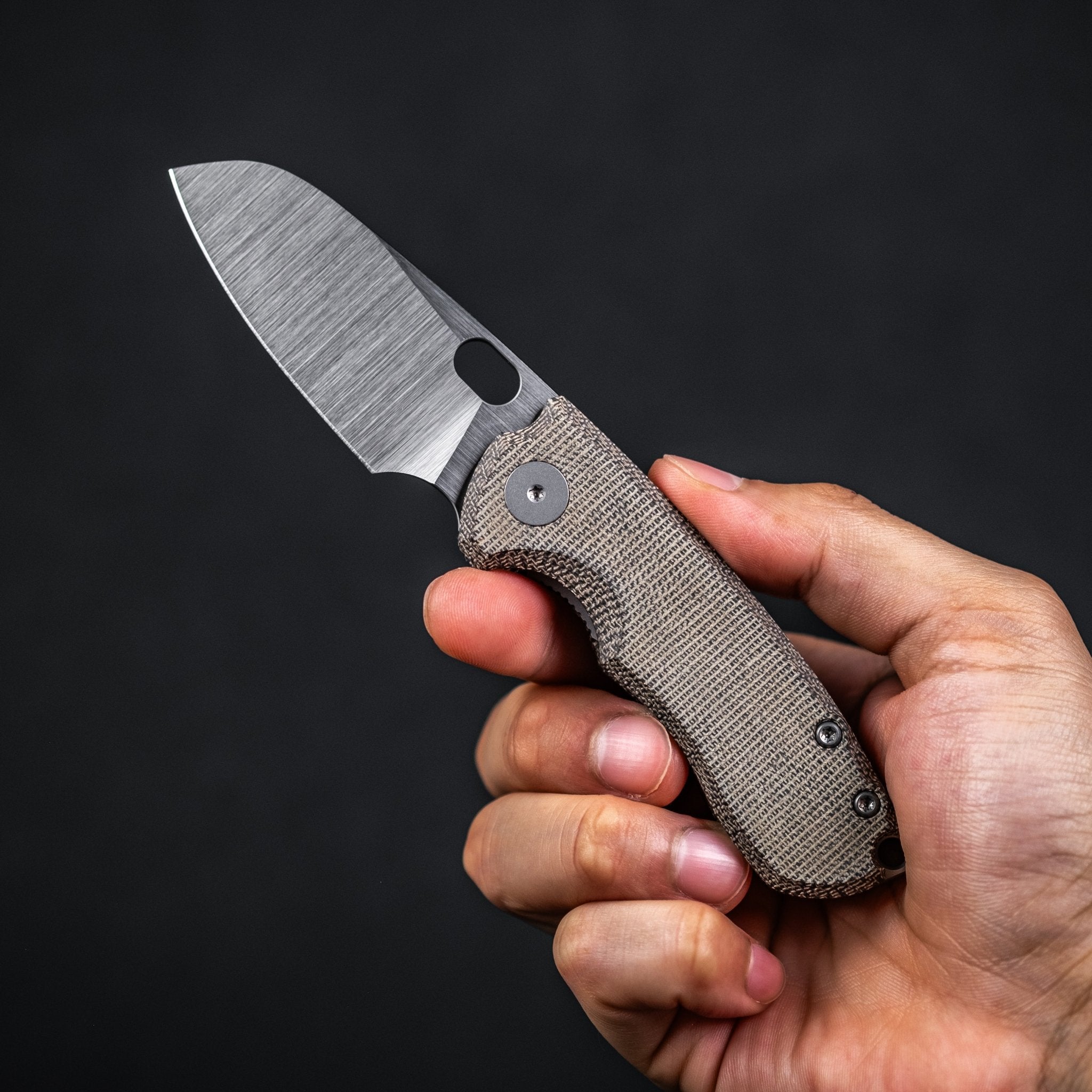 Drop Date (05/27): URBAN Jib - Satin Magnacut & Green Micarta Drop Date (05/27): URBAN Jib - Satin Magnacut & Green Micarta