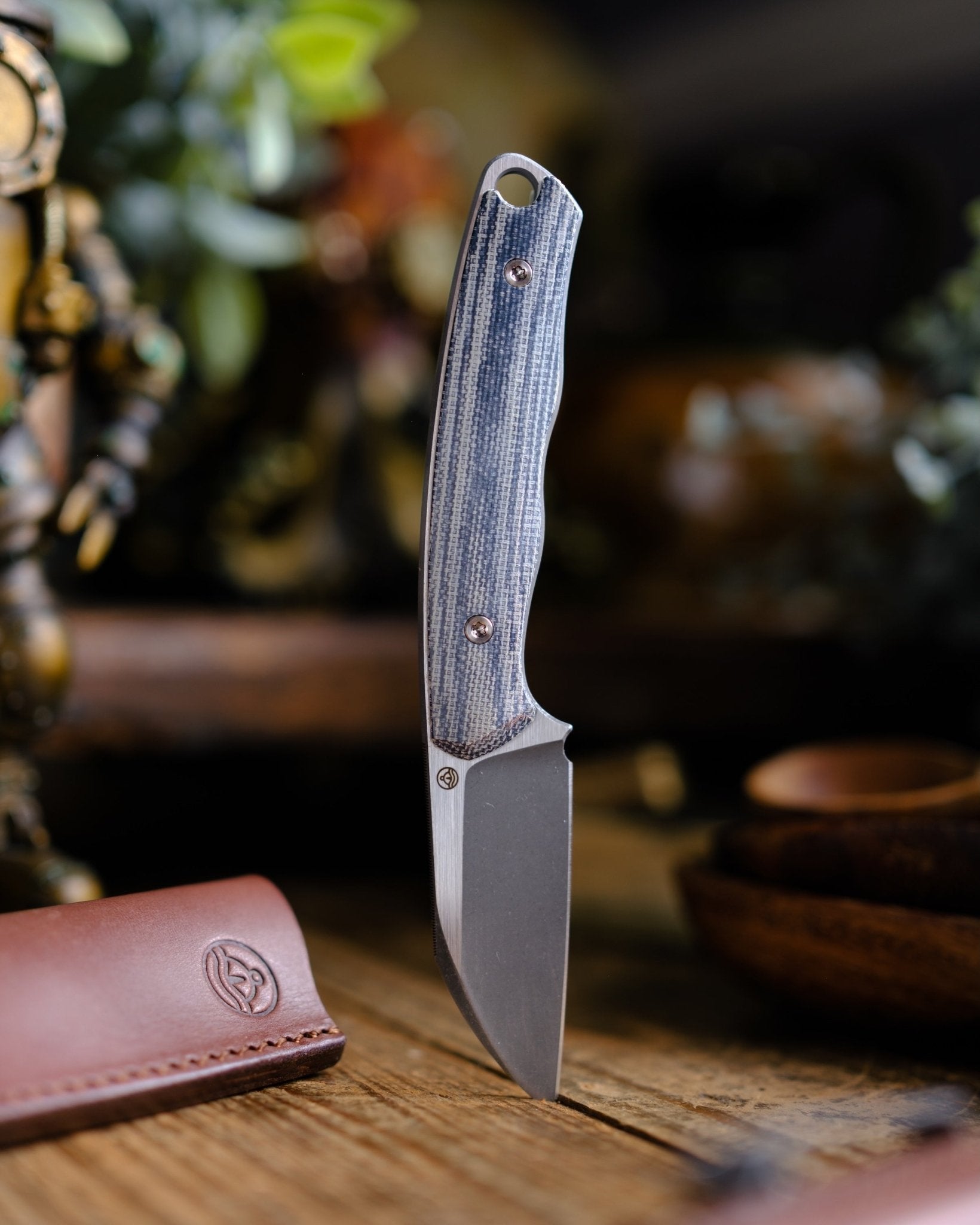 Pre - Order: URBAN Lagarto - Two - Toned Magnacut & Denim Micarta - URBAN EDC®