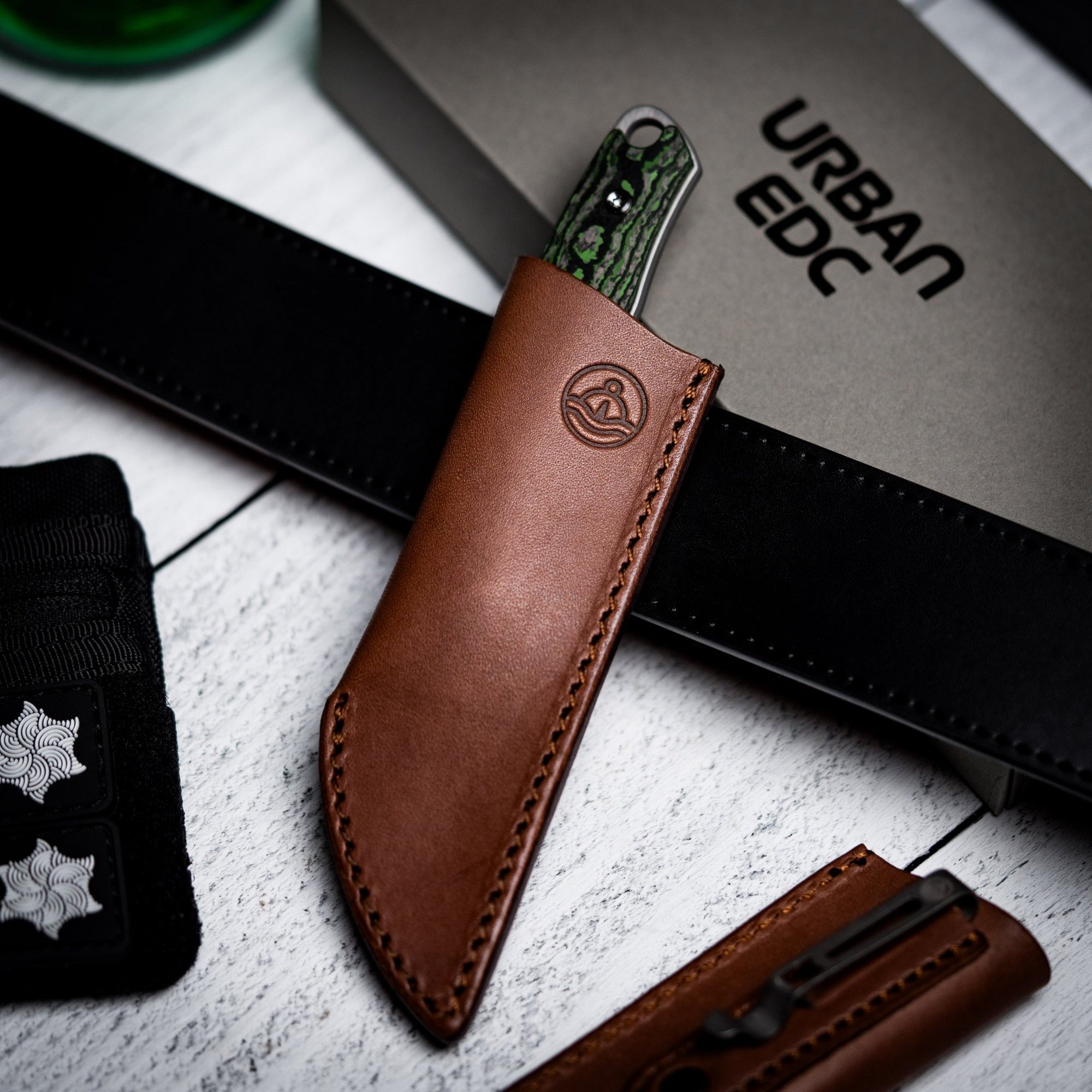 Pre - Order: URBAN Lagarto - Two - Toned Magnacut & Jungle Wear Fat Carbon - URBAN EDC®