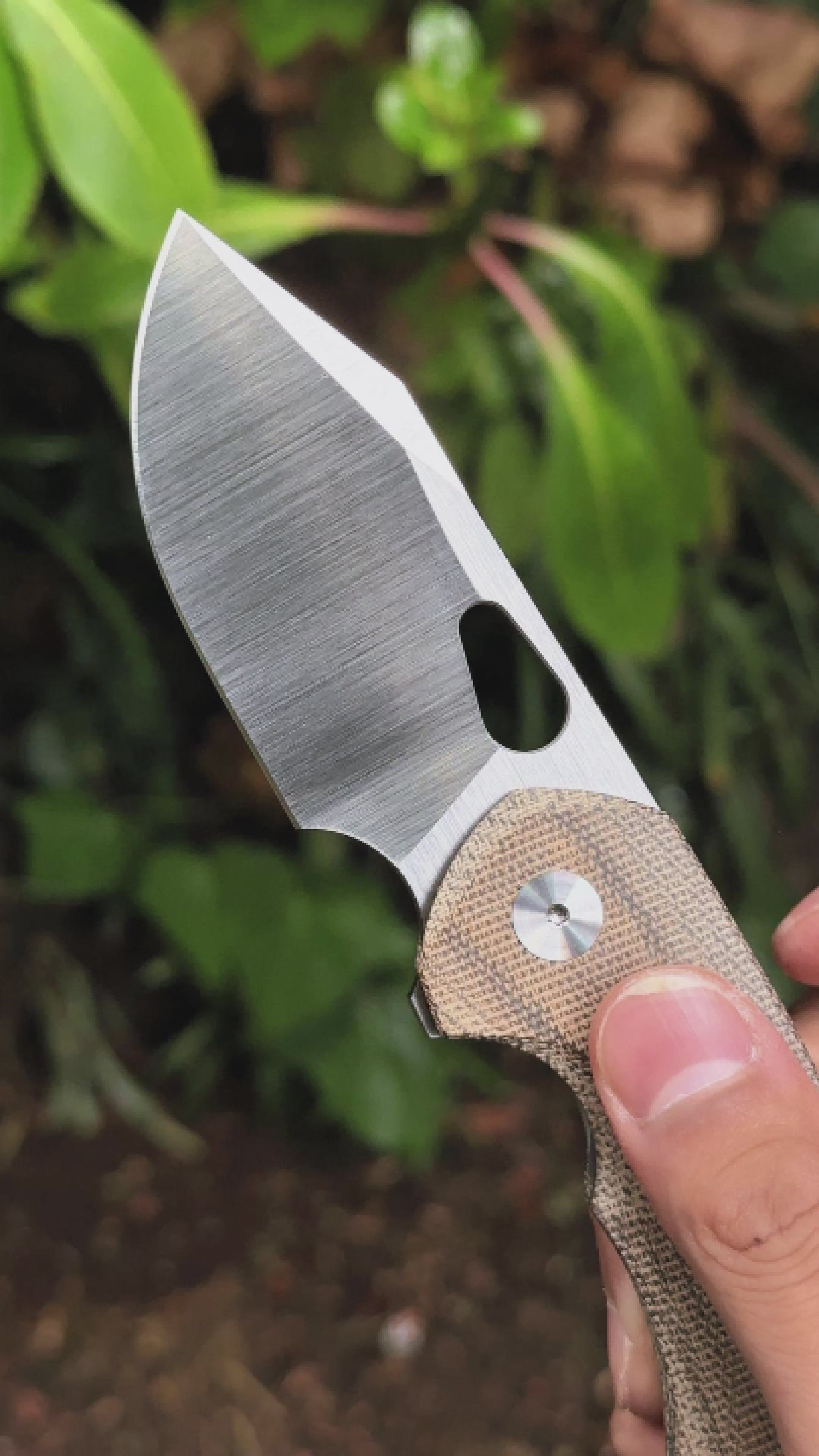 URBAN Becerro - Satin S90V & Green Micarta – URBAN EDC®