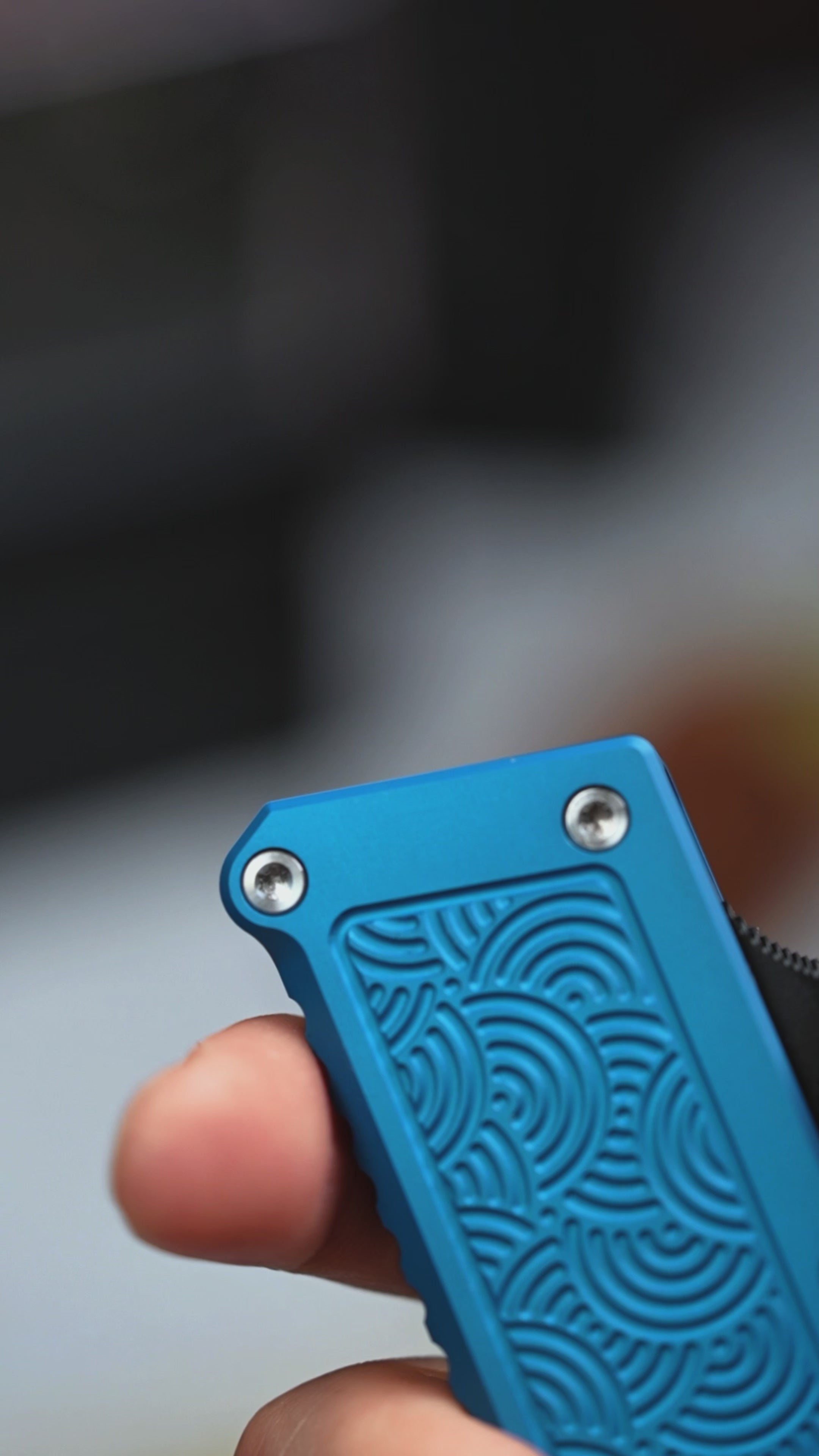 チ*ク様 iPhoneXS Chaves x URBAN CHUB OTF w/ Aluminum Chaos Seigaiha™ - Royal Blue