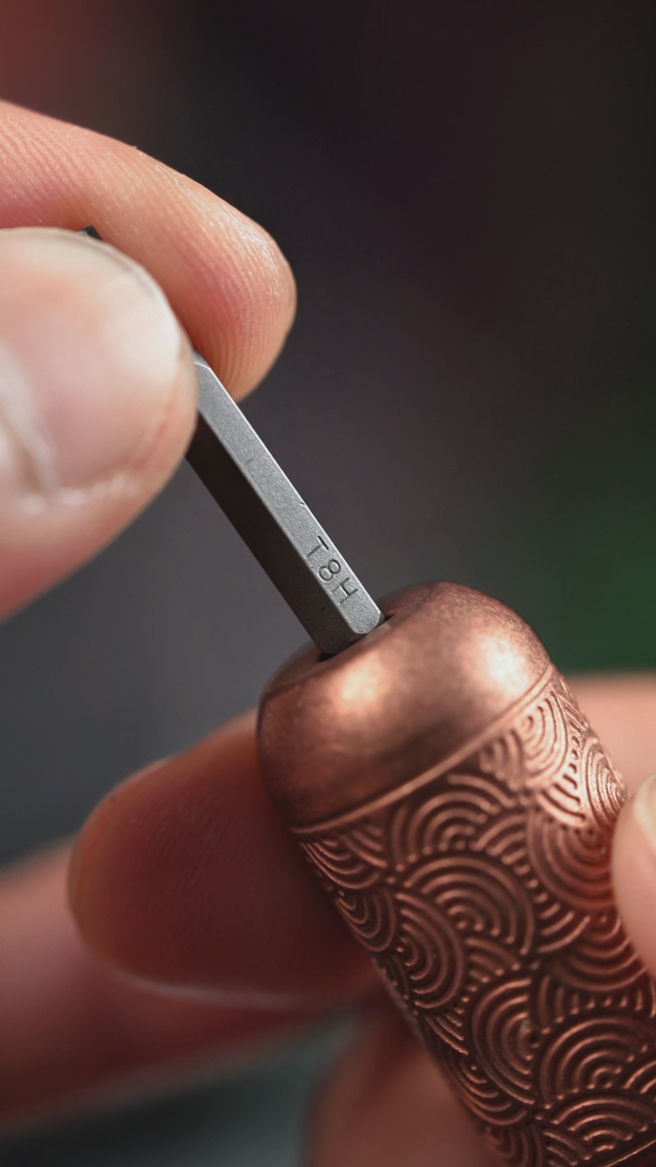 アクセサリー TUHDYU Audacious Concept x URBAN Tool XS - Copper w/ Chaos Seigaiha