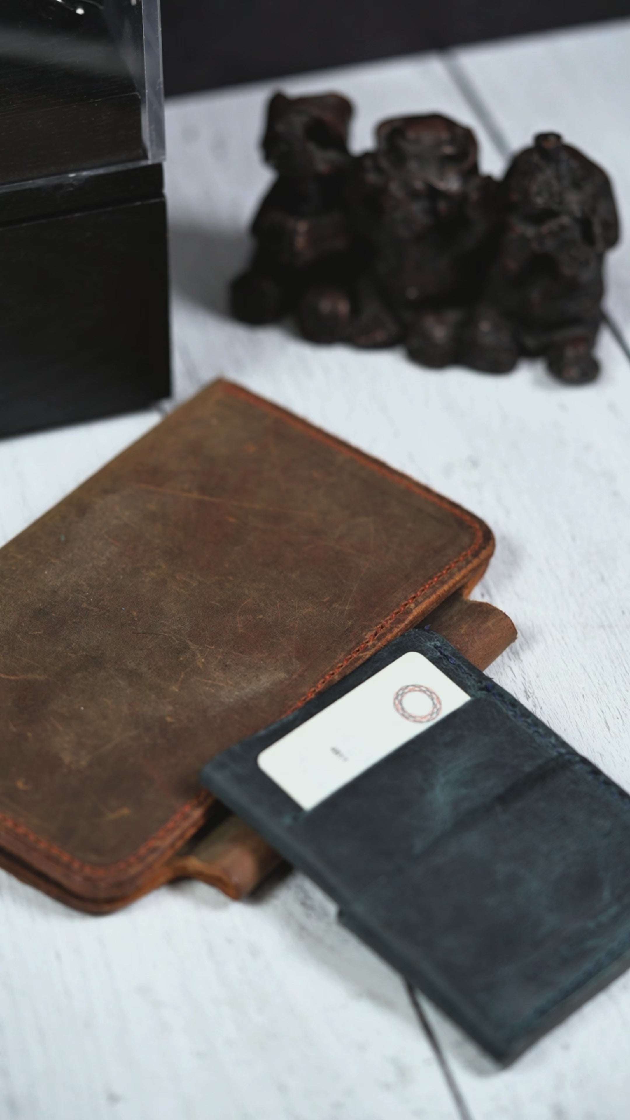 ま*つ様 BANANA REPUBLIC 本革100% ま*つ様 BANANA REPUBLIC 本革100% Vintage Banana Republic Leather