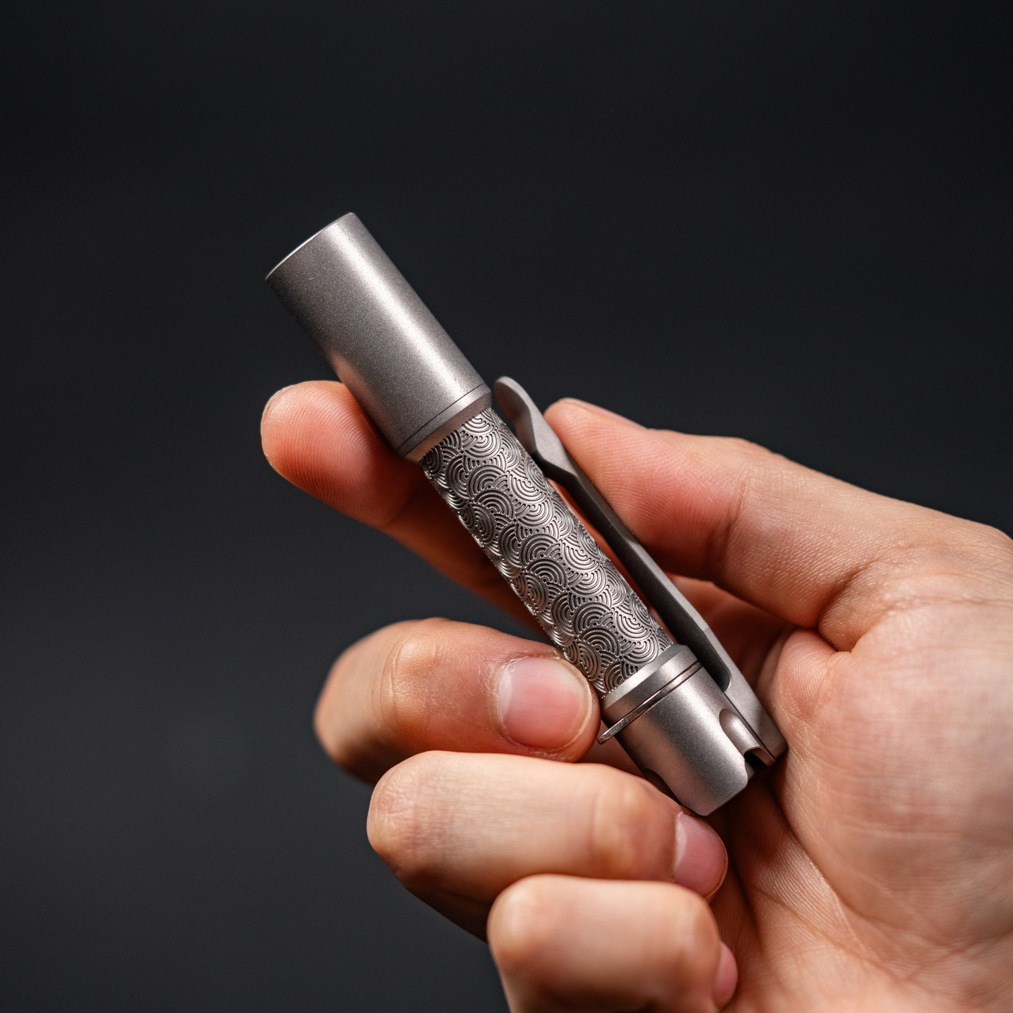 Reylight x URBAN Pineapple Mini Flashlight - Beadblasted Ti Chaos