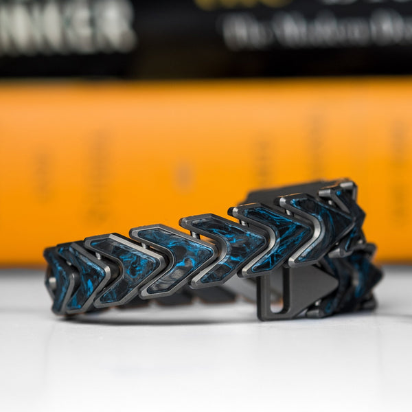 Tomas Makes Vector Bracelet - Titanium w/ Dark Matter Blue (Custom) - URBAN EDC®