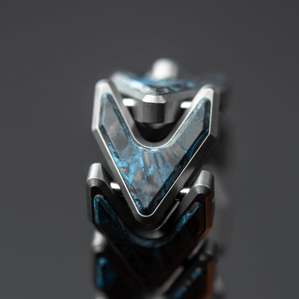Tomas Makes Vector Bracelet - Titanium w/ Dark Matter Blue (Custom) - URBAN EDC®