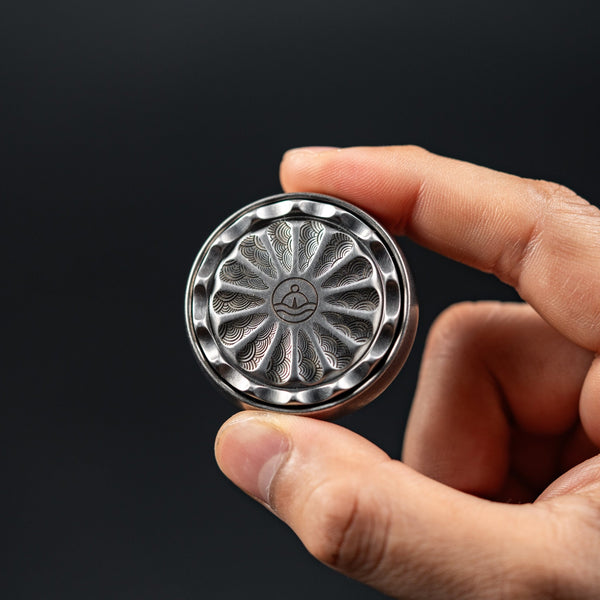 Umburry x URBAN Mid - Size Spoked Haptic Coin - Stainless Steel & Ti Seigaiha - URBAN EDC®